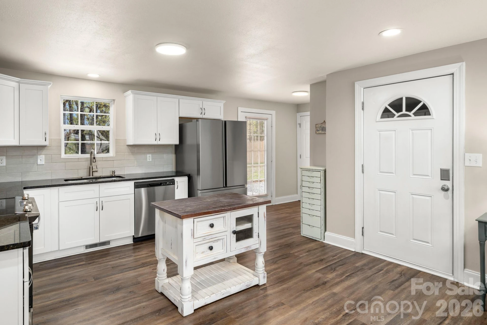 154 Shadowgate Drive - Photo 10