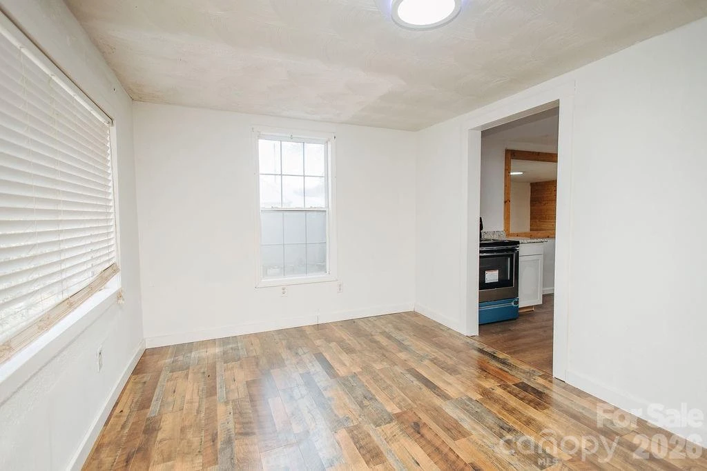 69 Crawford Street - Photo 8