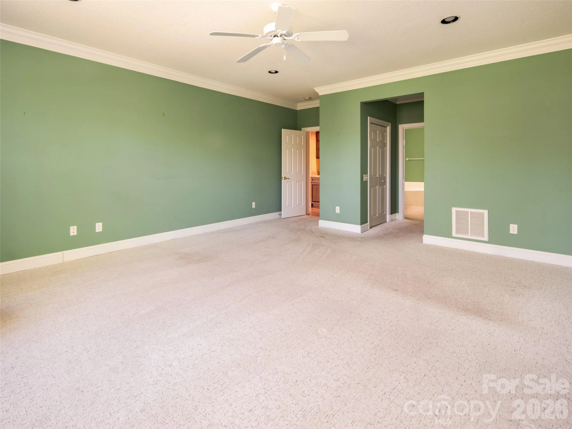 124 Towne Place Drive - Photo 14