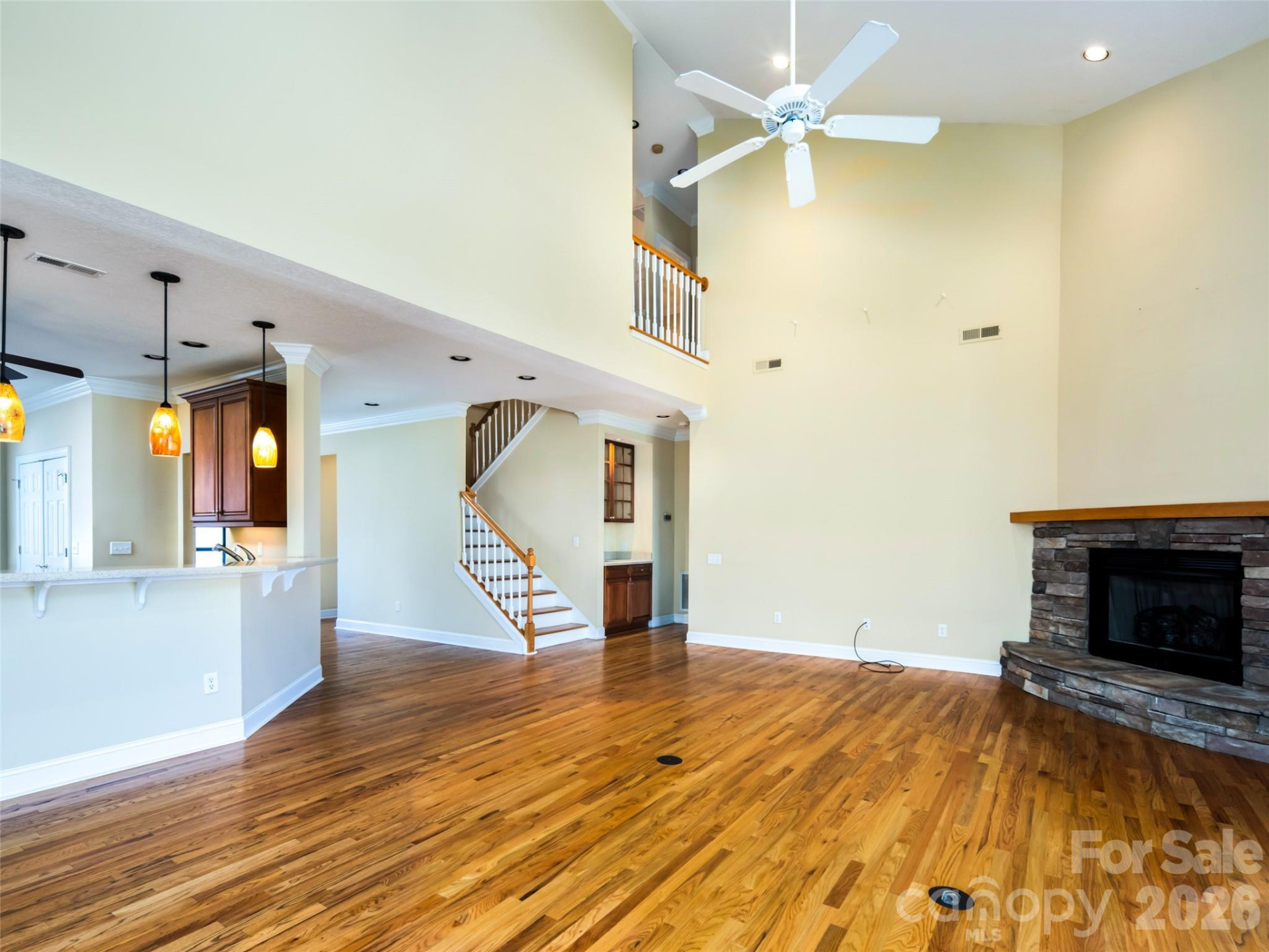 124 Towne Place Drive - Photo 3