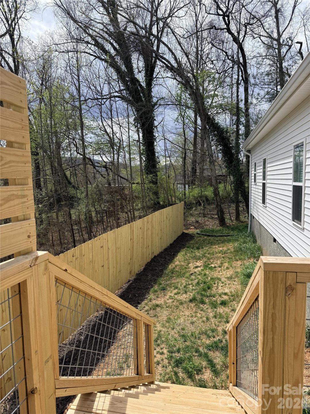 216 Lower Edgewood Road - Photo 2