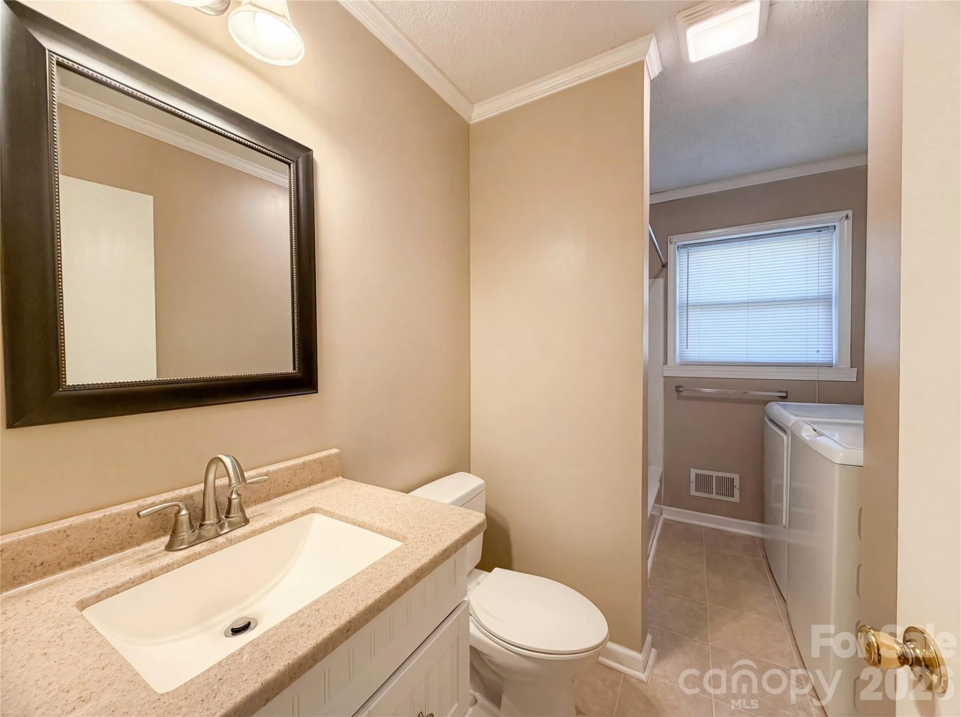 290 Salem Avenue - Photo 13