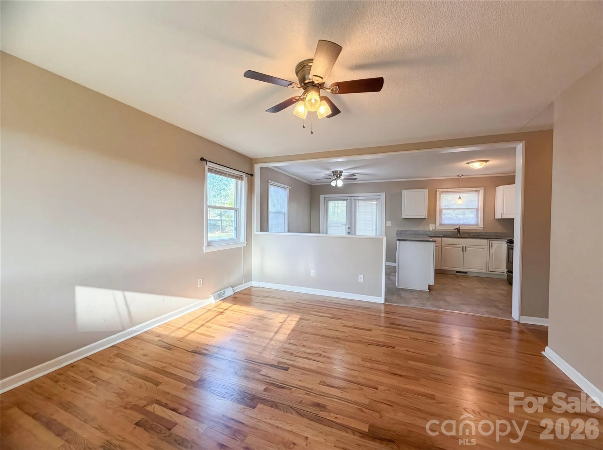 290 Salem Avenue - Photo 6