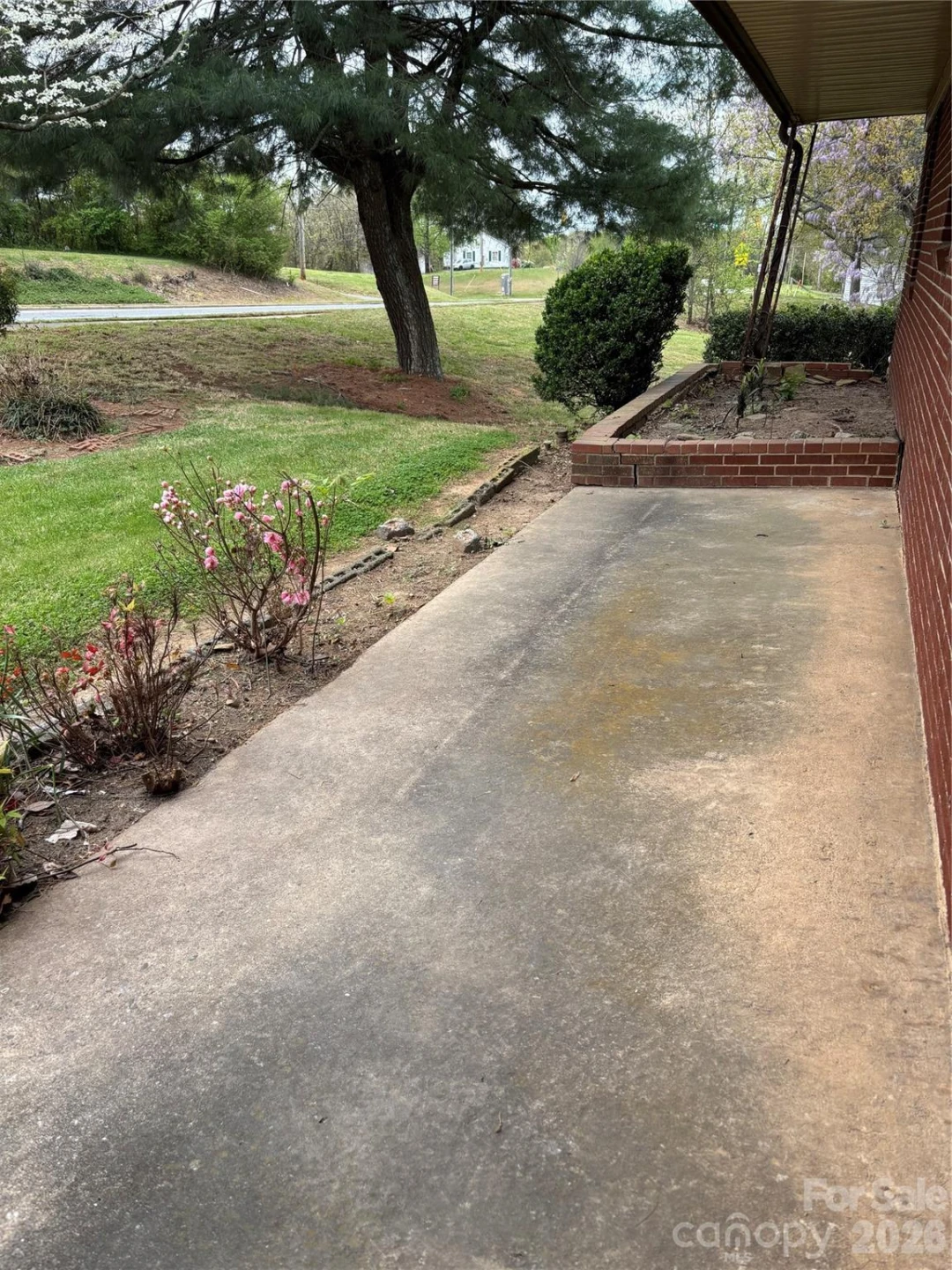 819 Piedmont Avenue - Photo 4