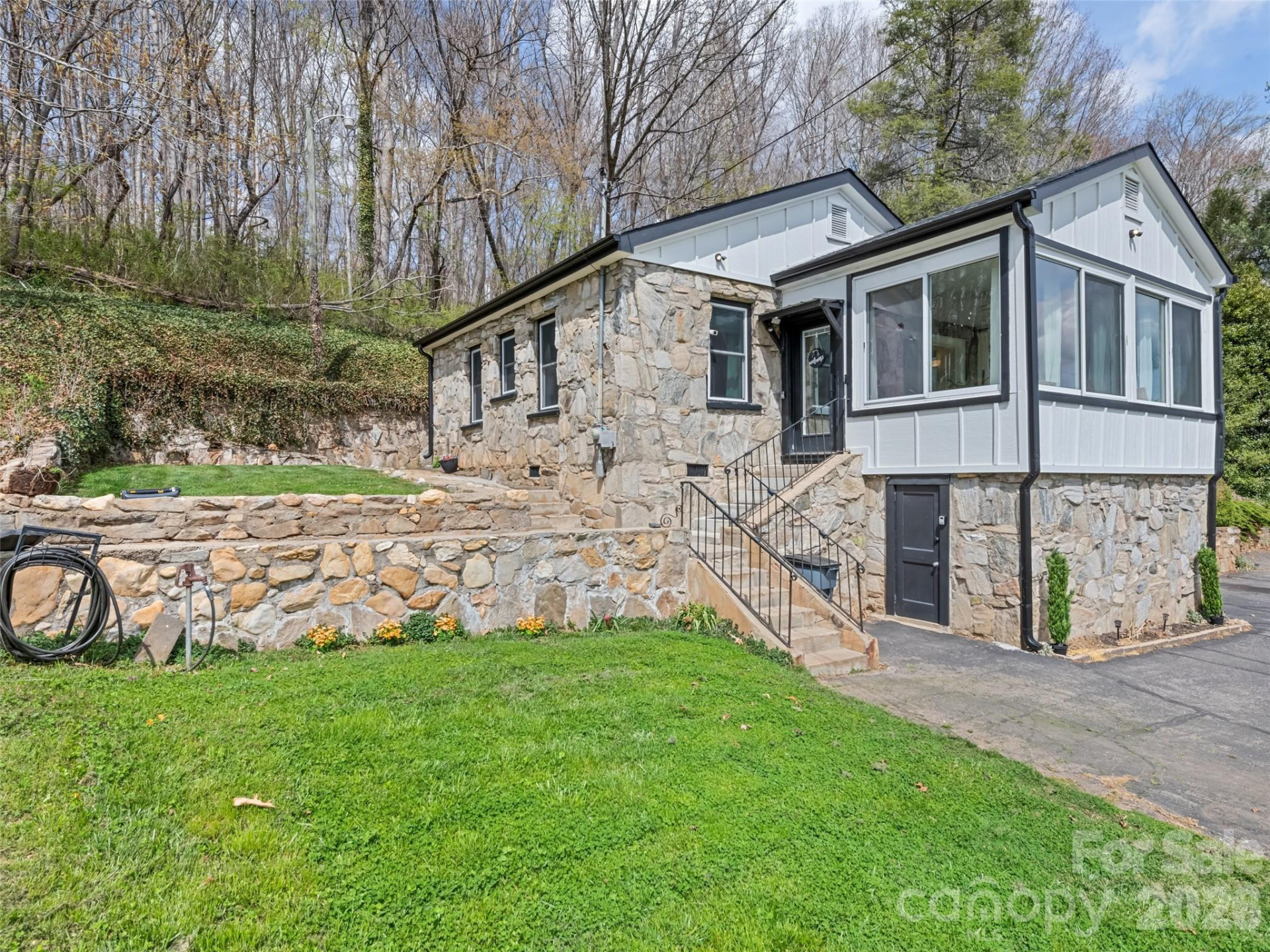 659 Golf Course Road