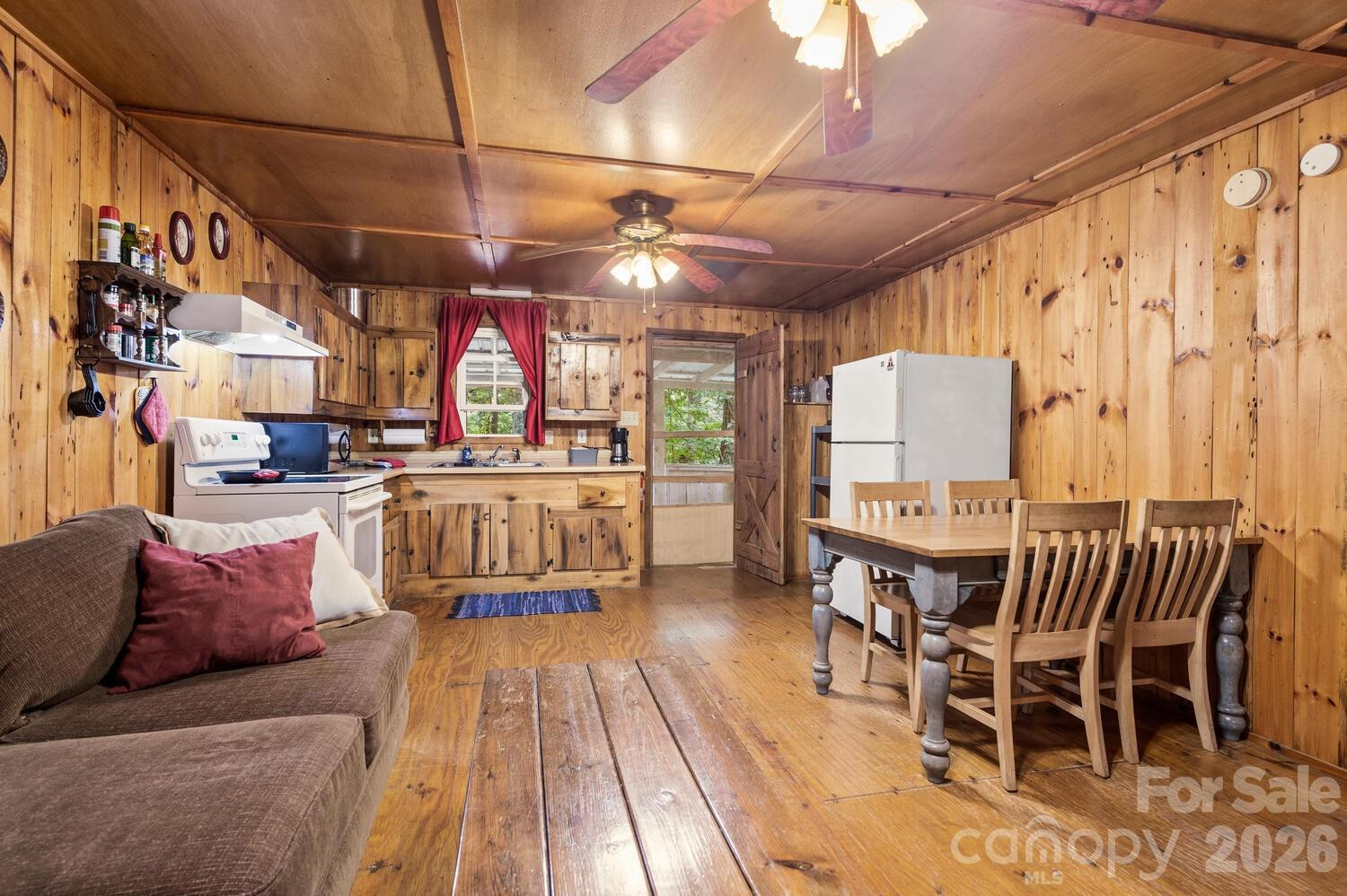 286 Rebel Drive - Photo 4