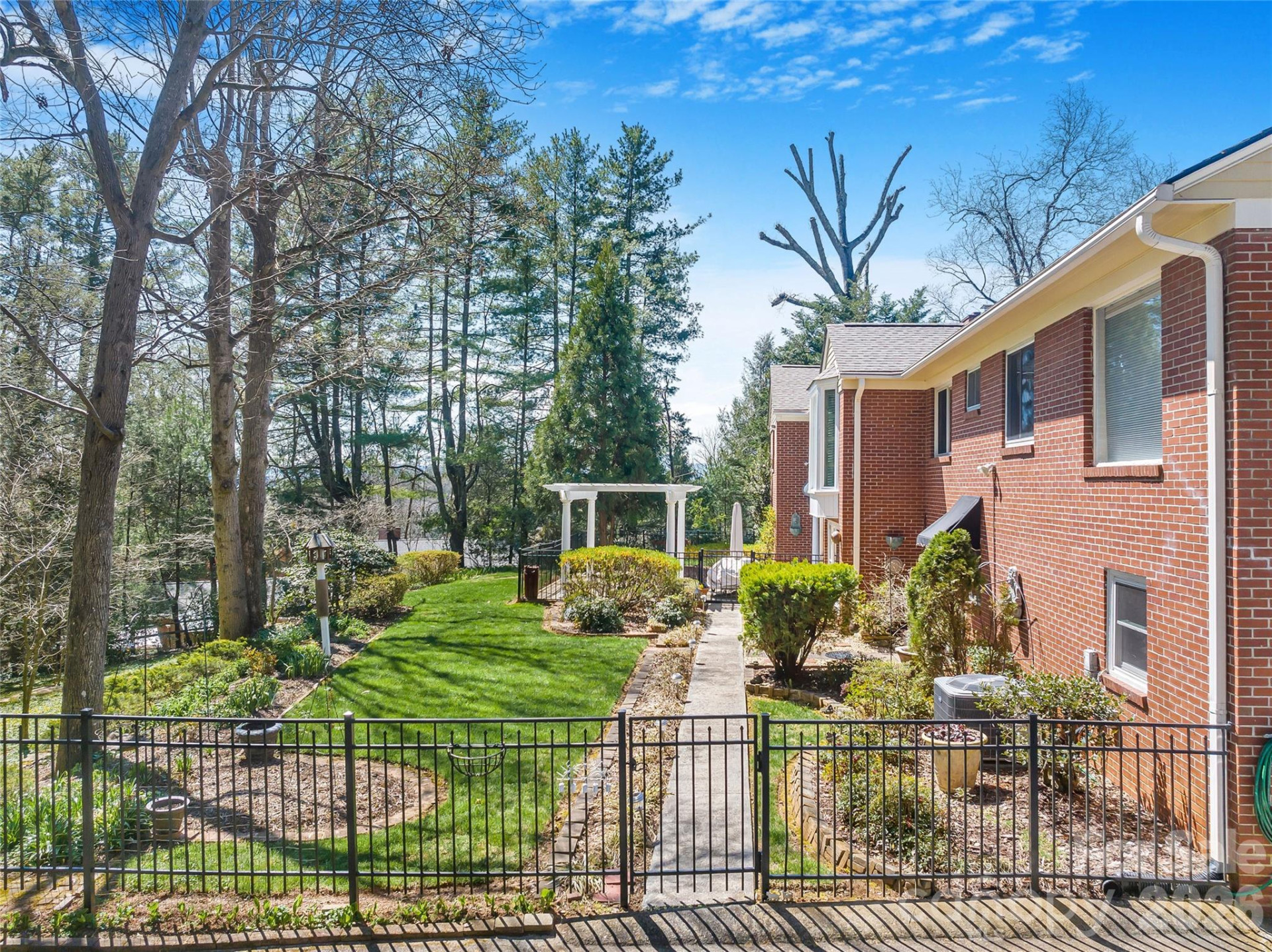 4 Dogwood Road - Photo 4