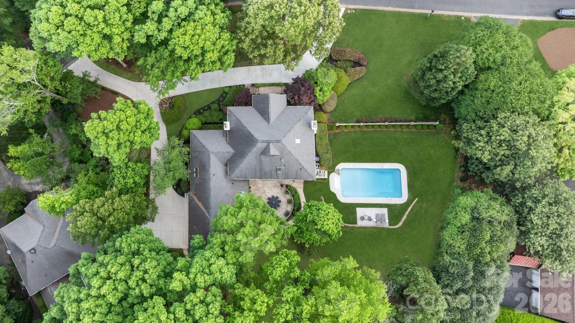 8124 Greencastle Drive - Photo 46