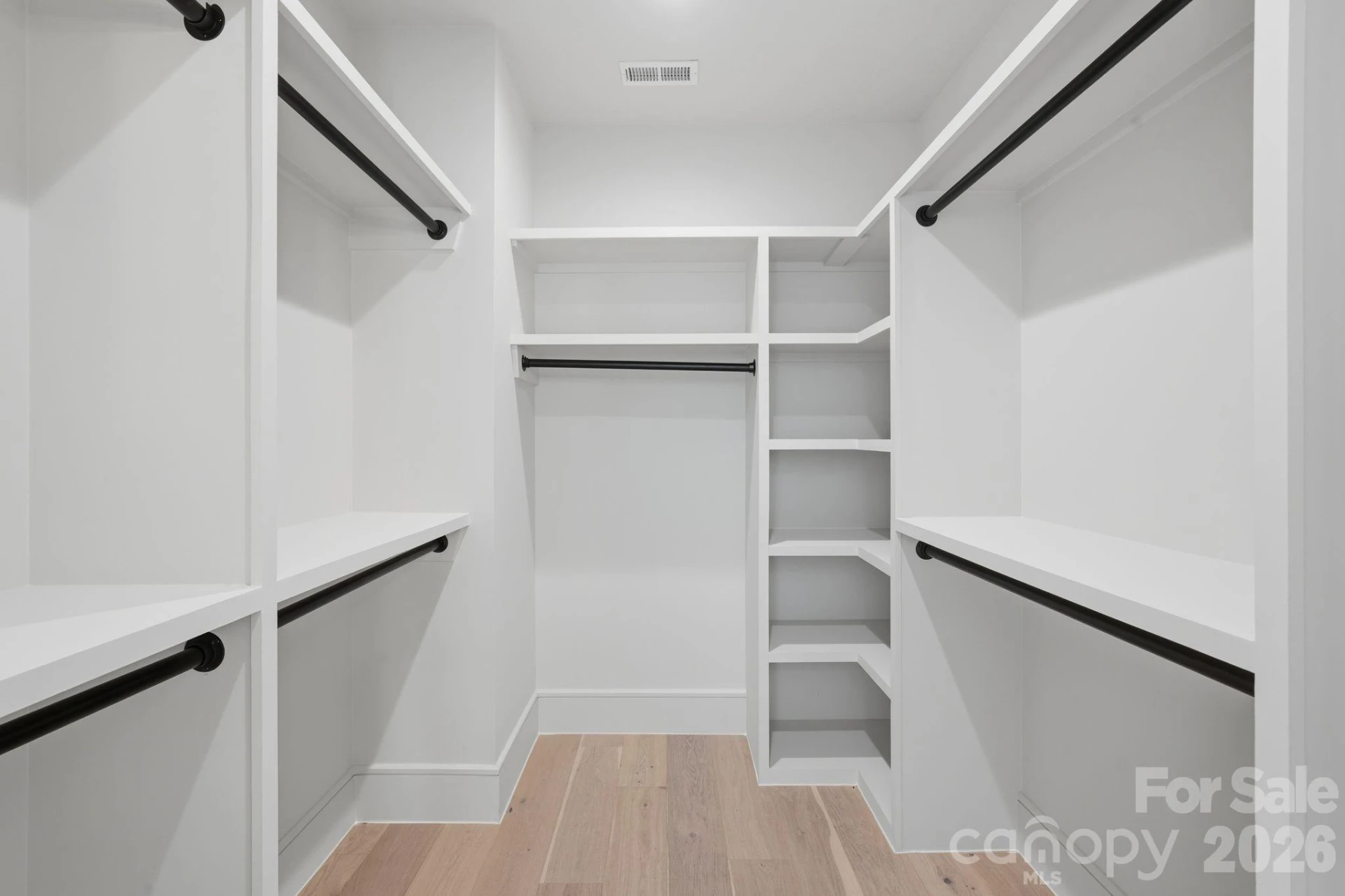 1404 Downs Avenue - Photo 35