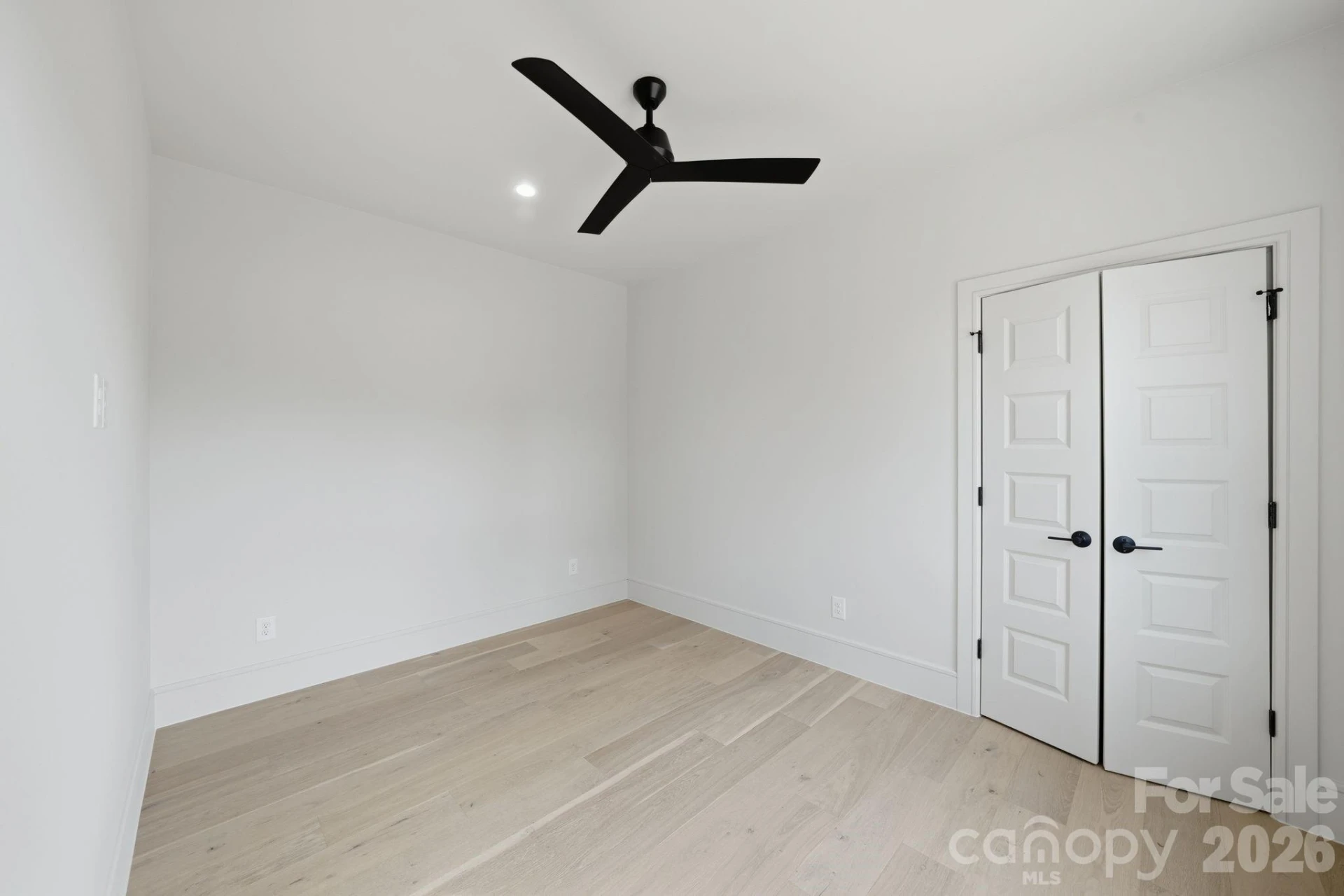 1404 Downs Avenue - Photo 38