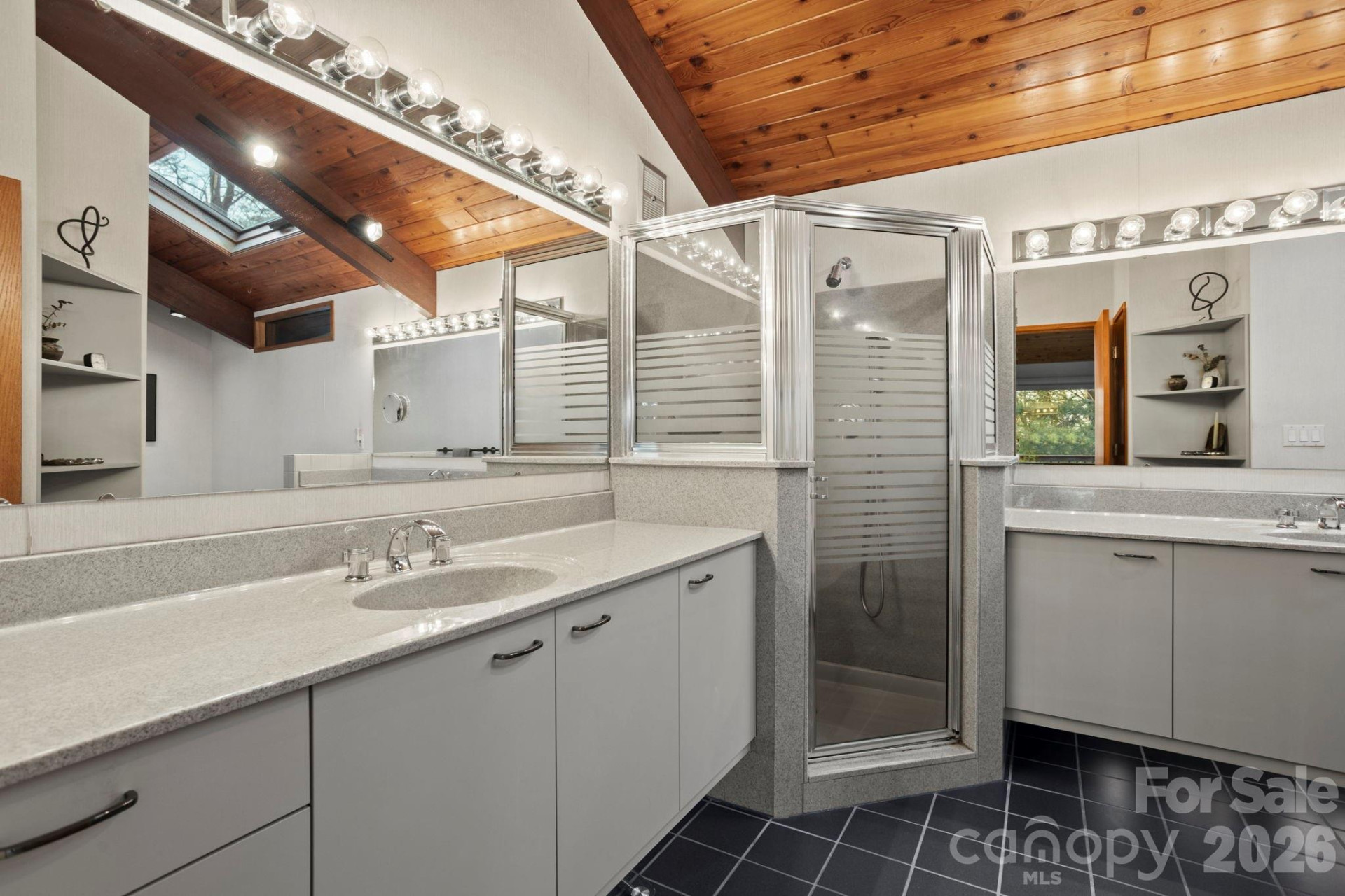 207 Maple Hill Drive - Photo 22