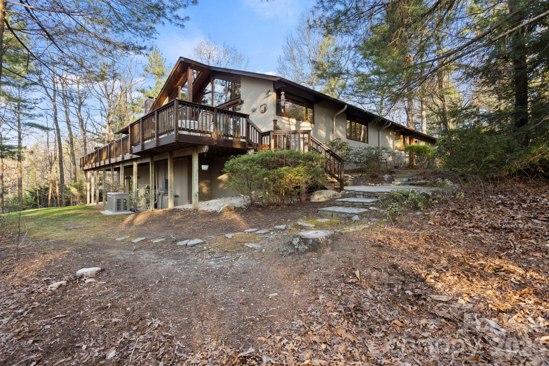 207 Maple Hill Drive - Photo 44