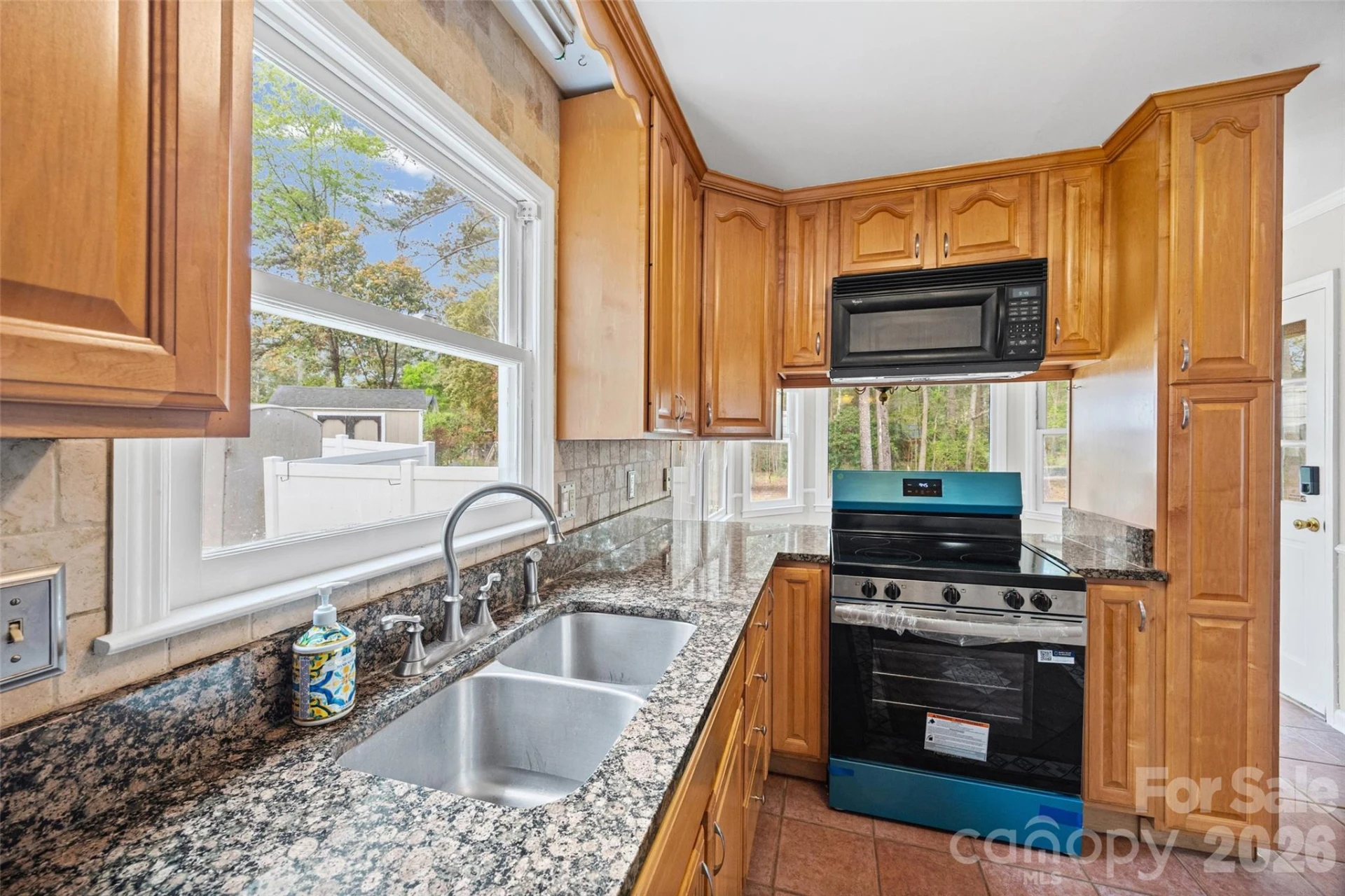 836 Meadowlark Drive - Photo 16