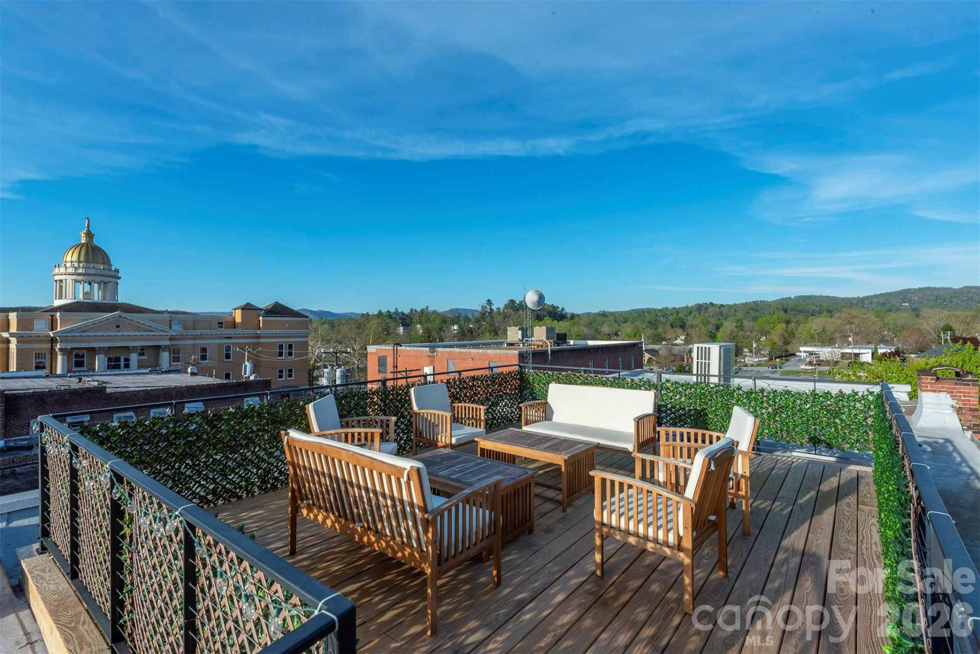 225 Main Street - Photo 2