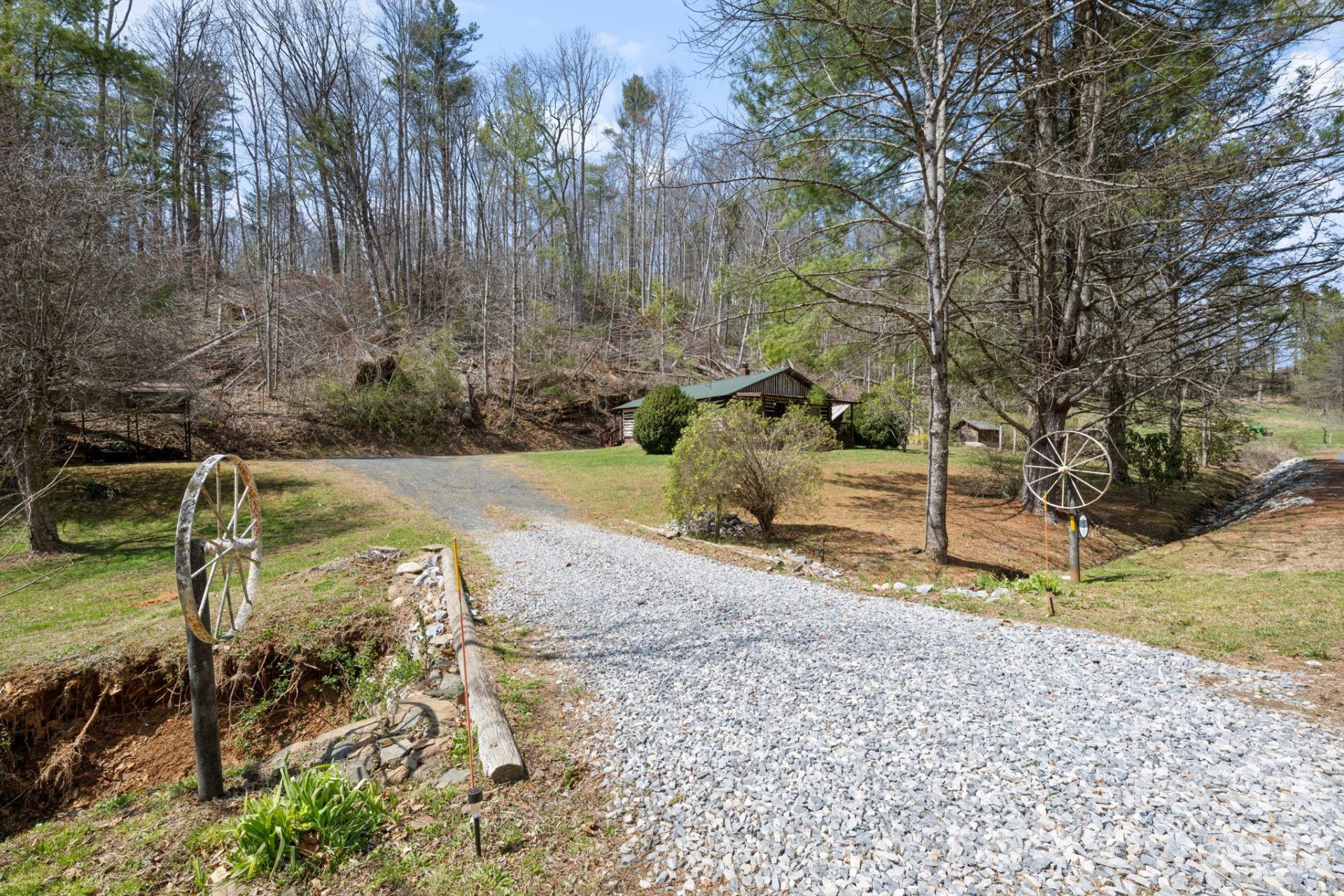 245 Davenport Road - Photo 19