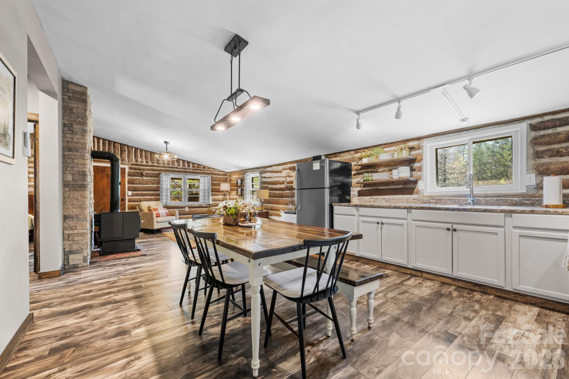 245 Davenport Road - Photo 6