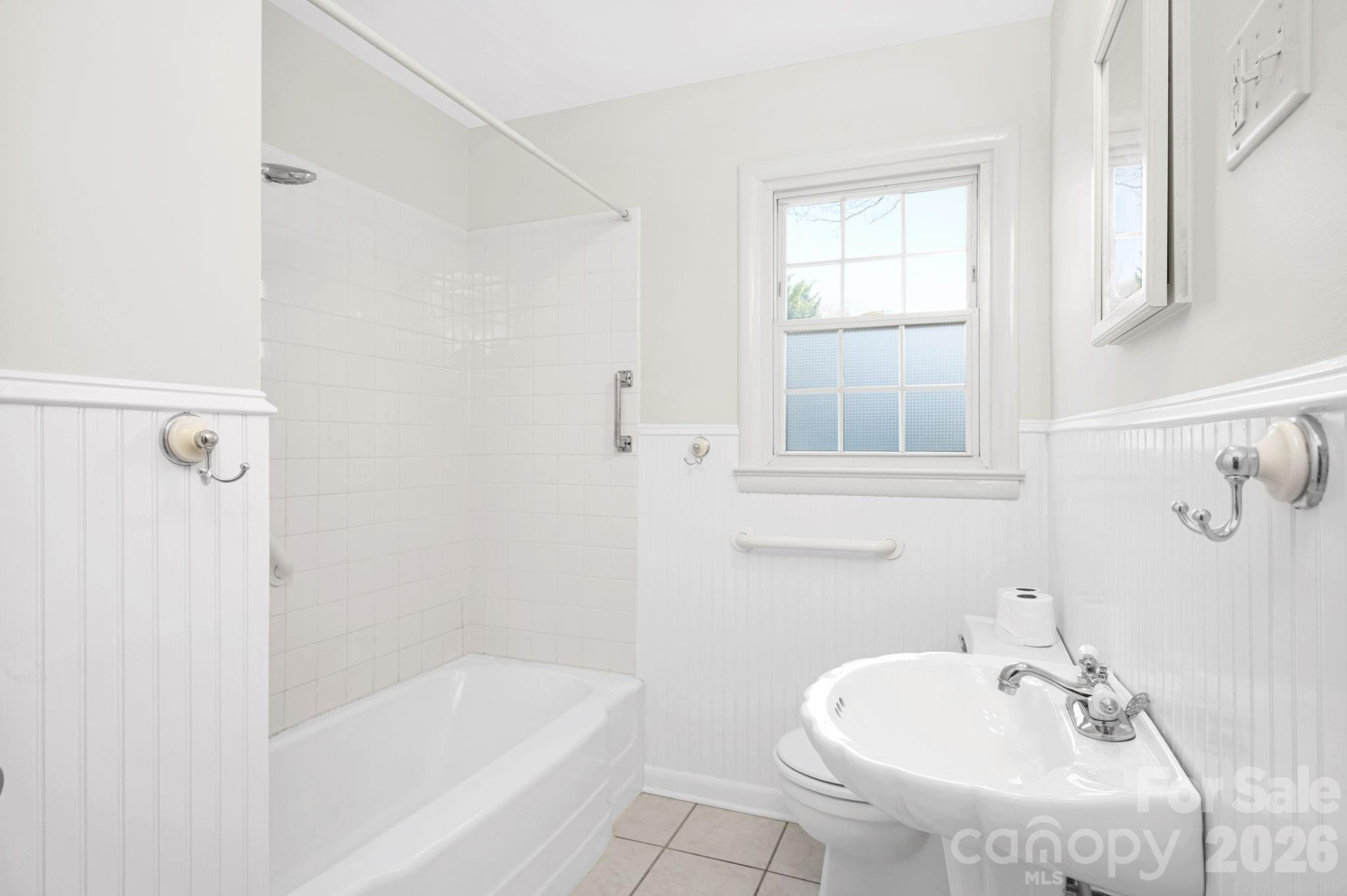 8 Pershing Road - Photo 17