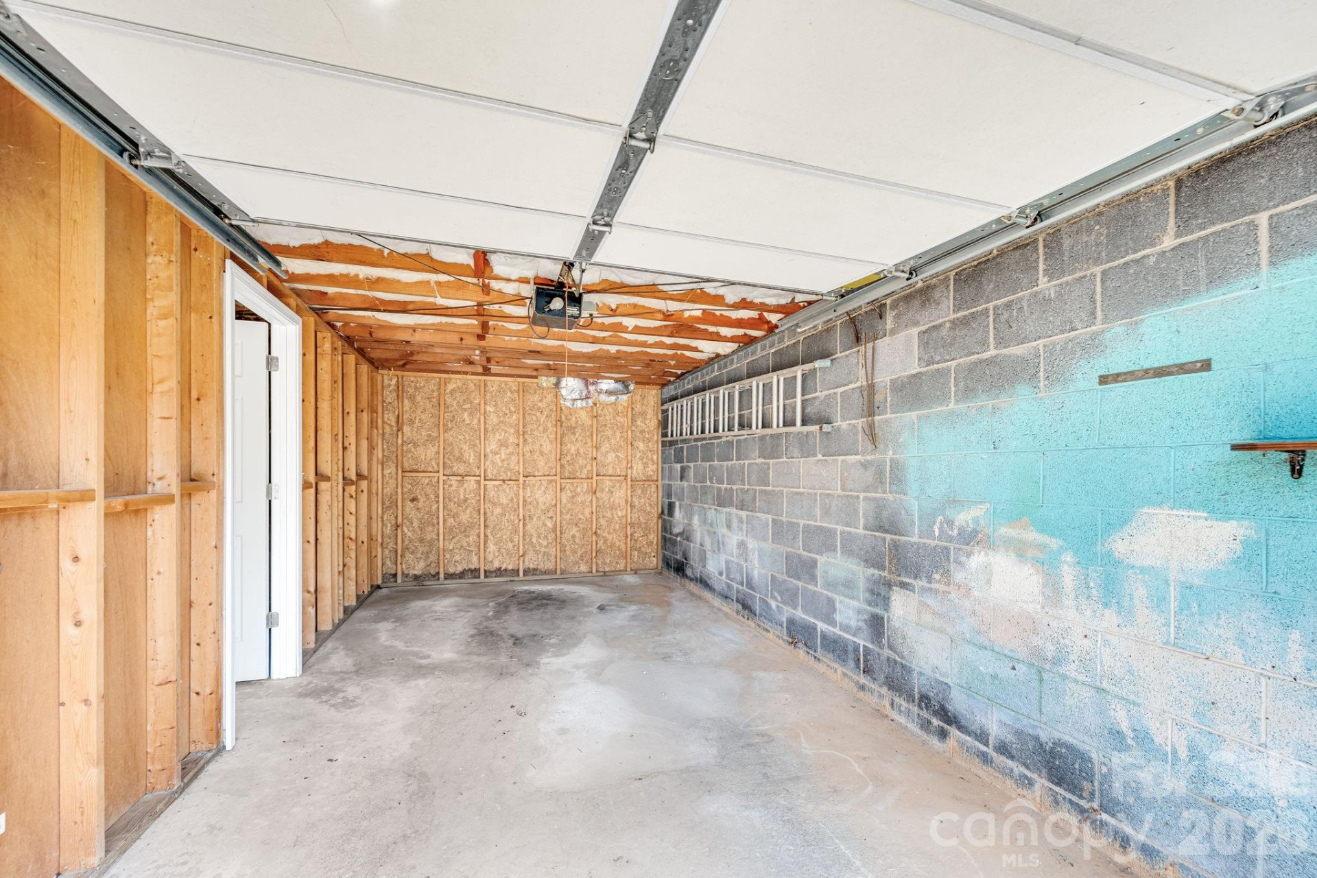 8 Pershing Road - Photo 22