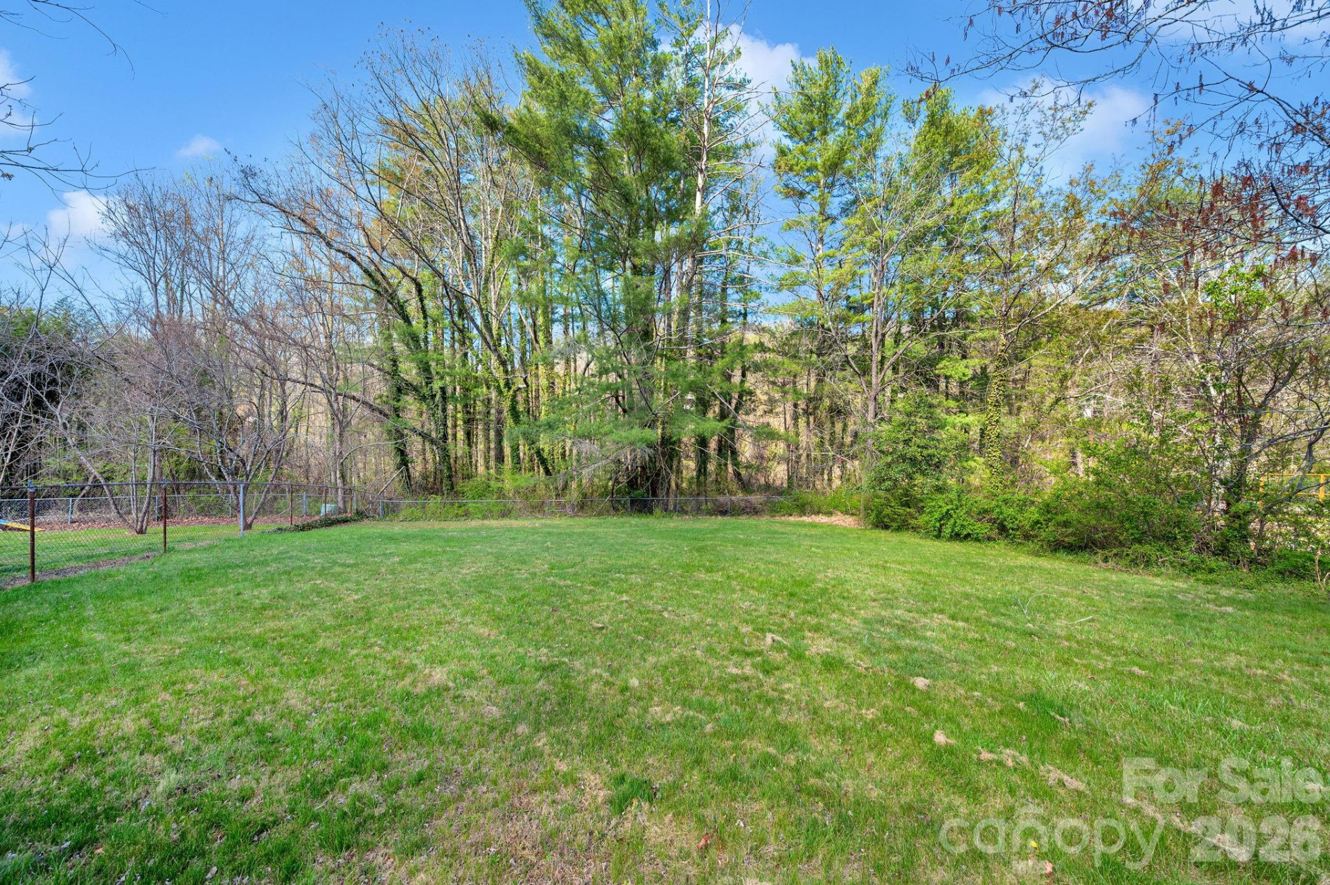 8 Pershing Road - Photo 24