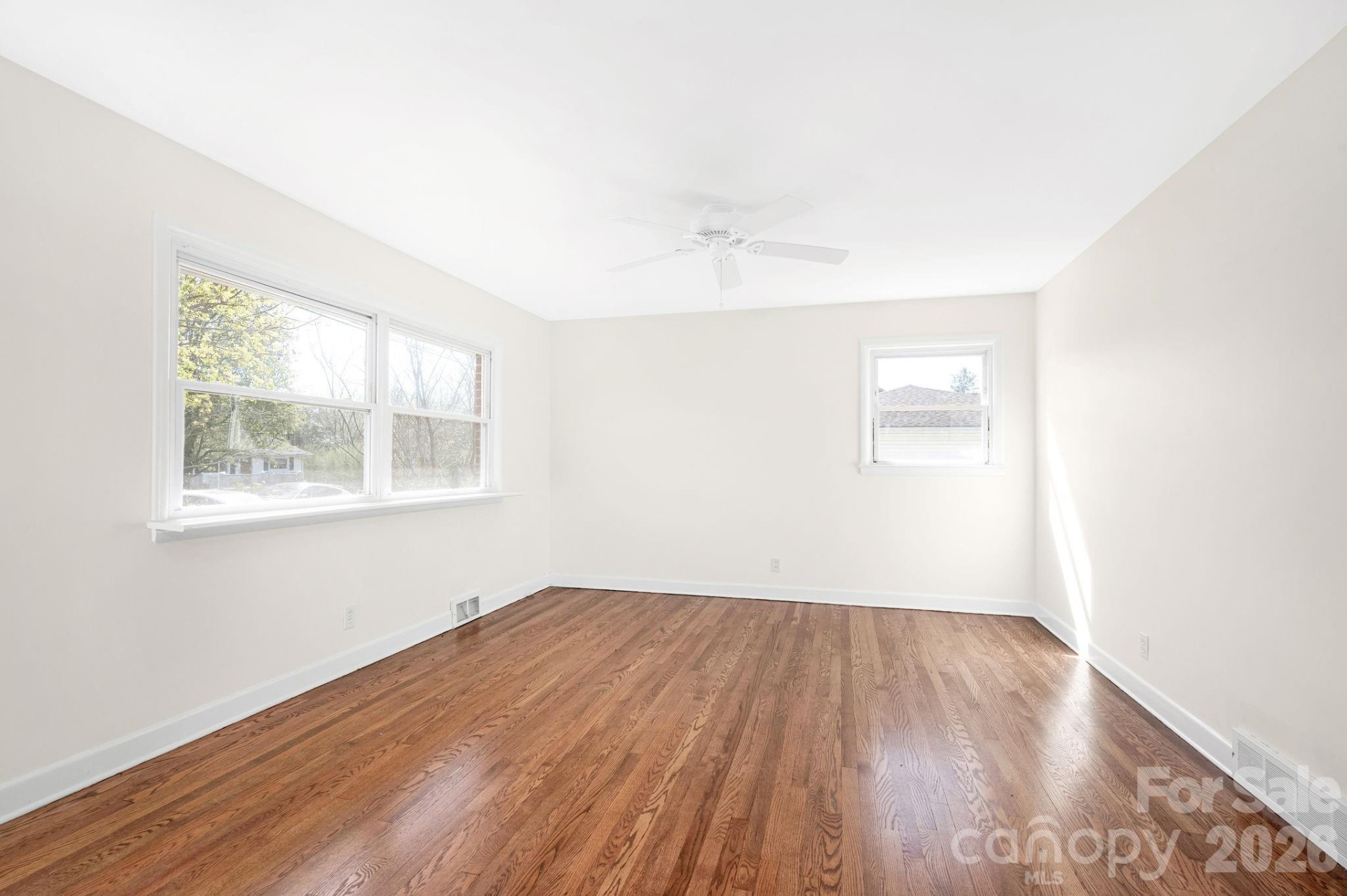 8 Pershing Road - Photo 7