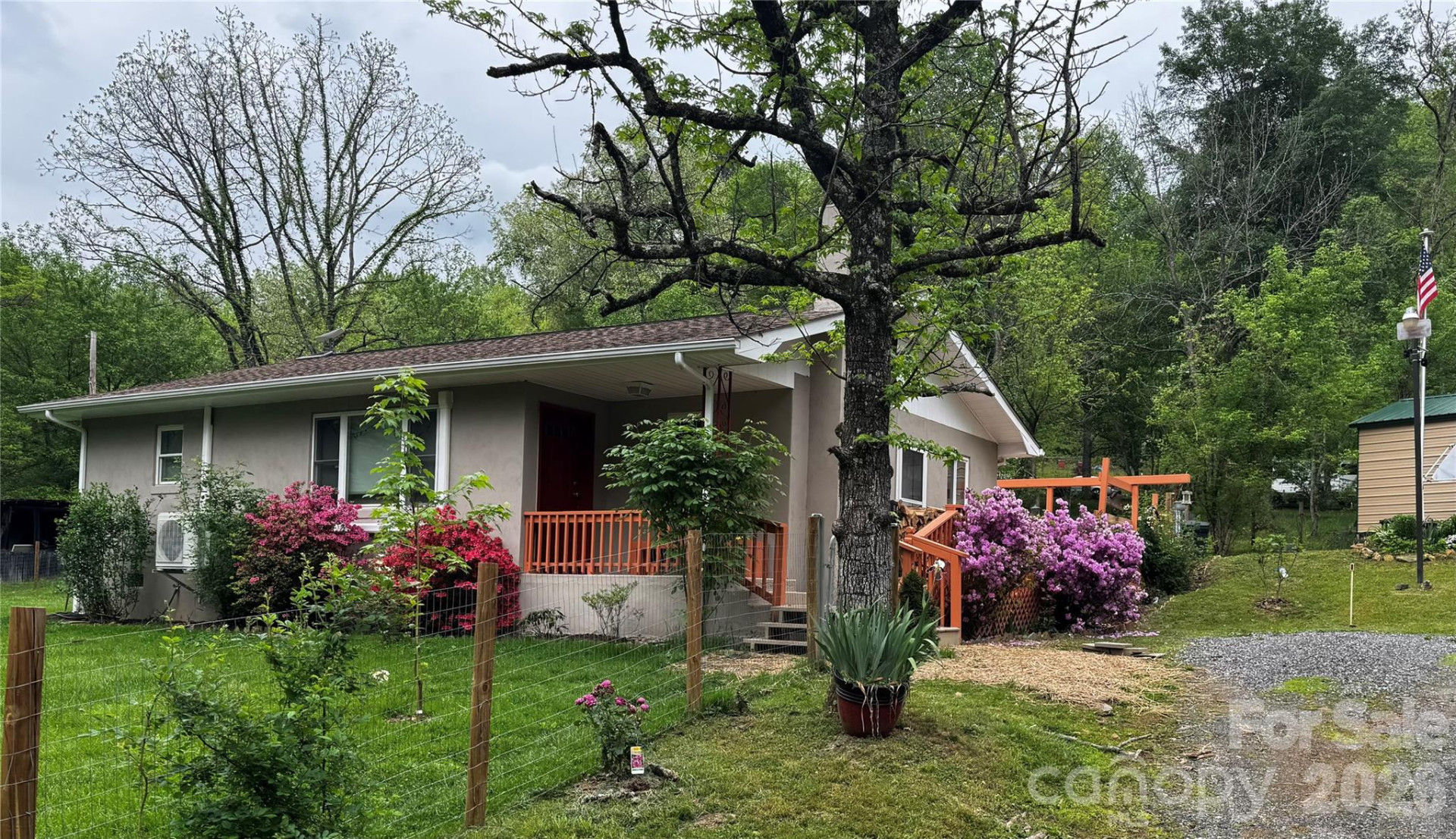 450 Piney Mountain Road - Photo 2