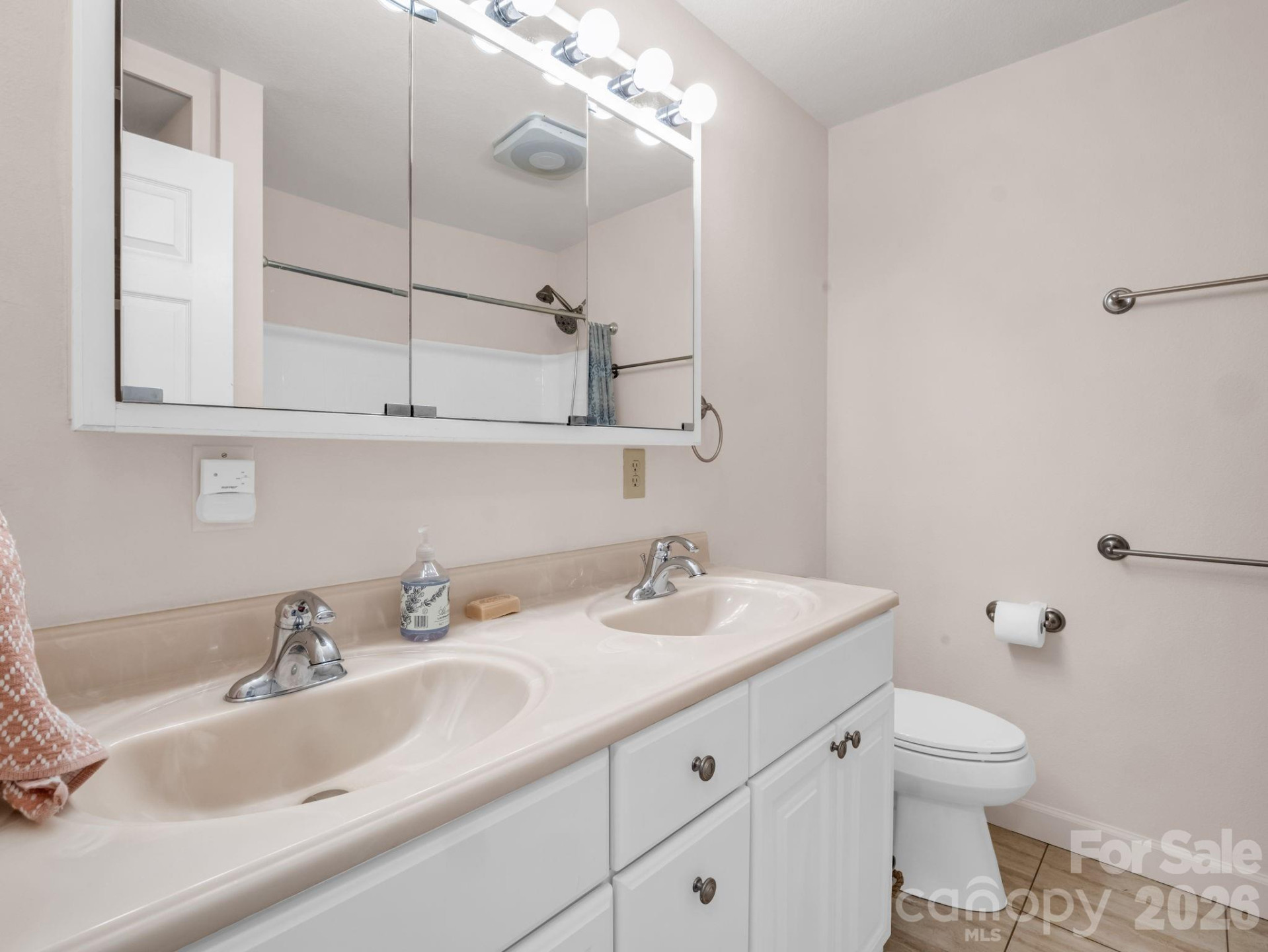 990 Romey Campbell Road - Photo 27