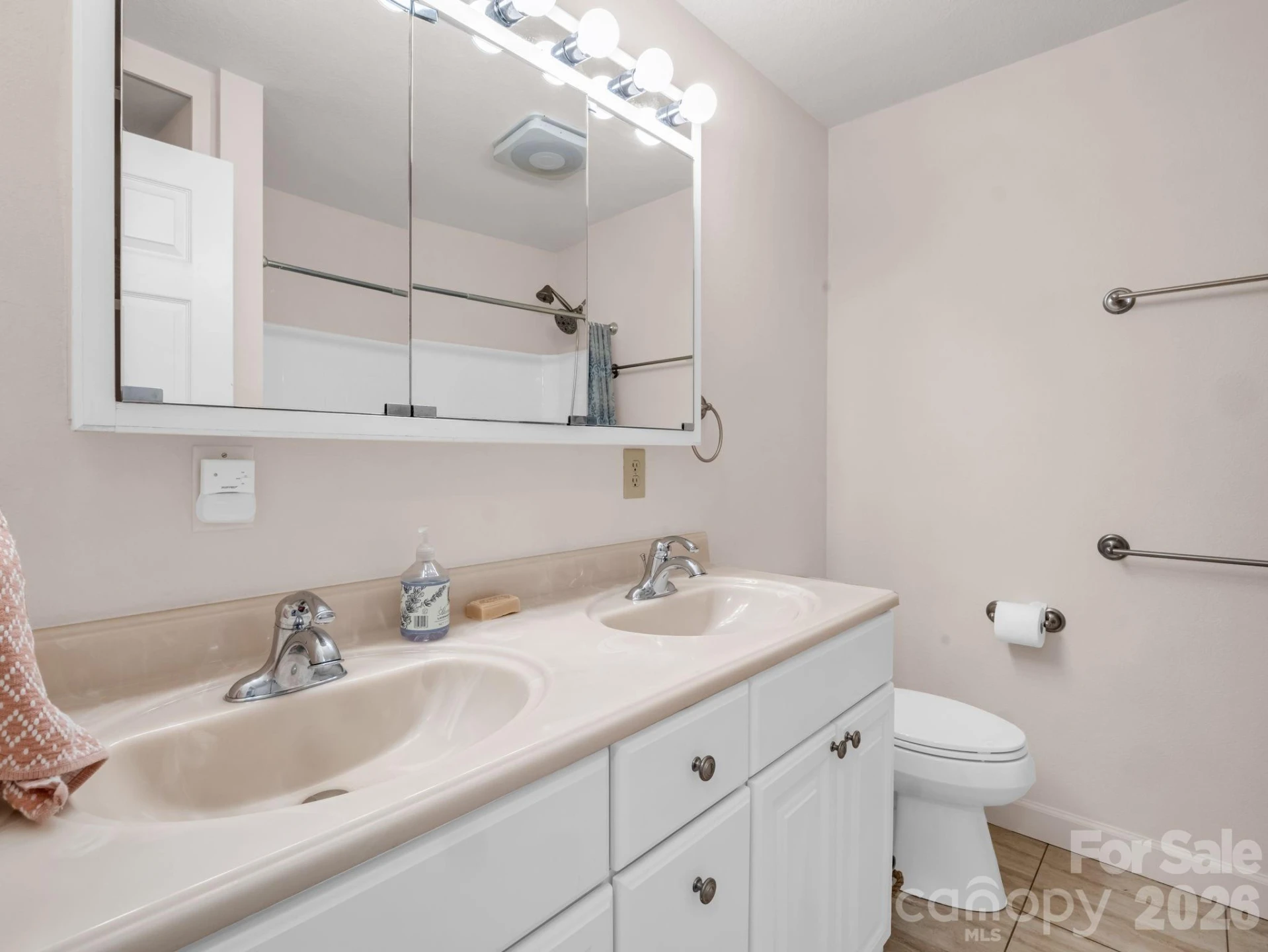 990 Romey Campbell Road - Photo 27