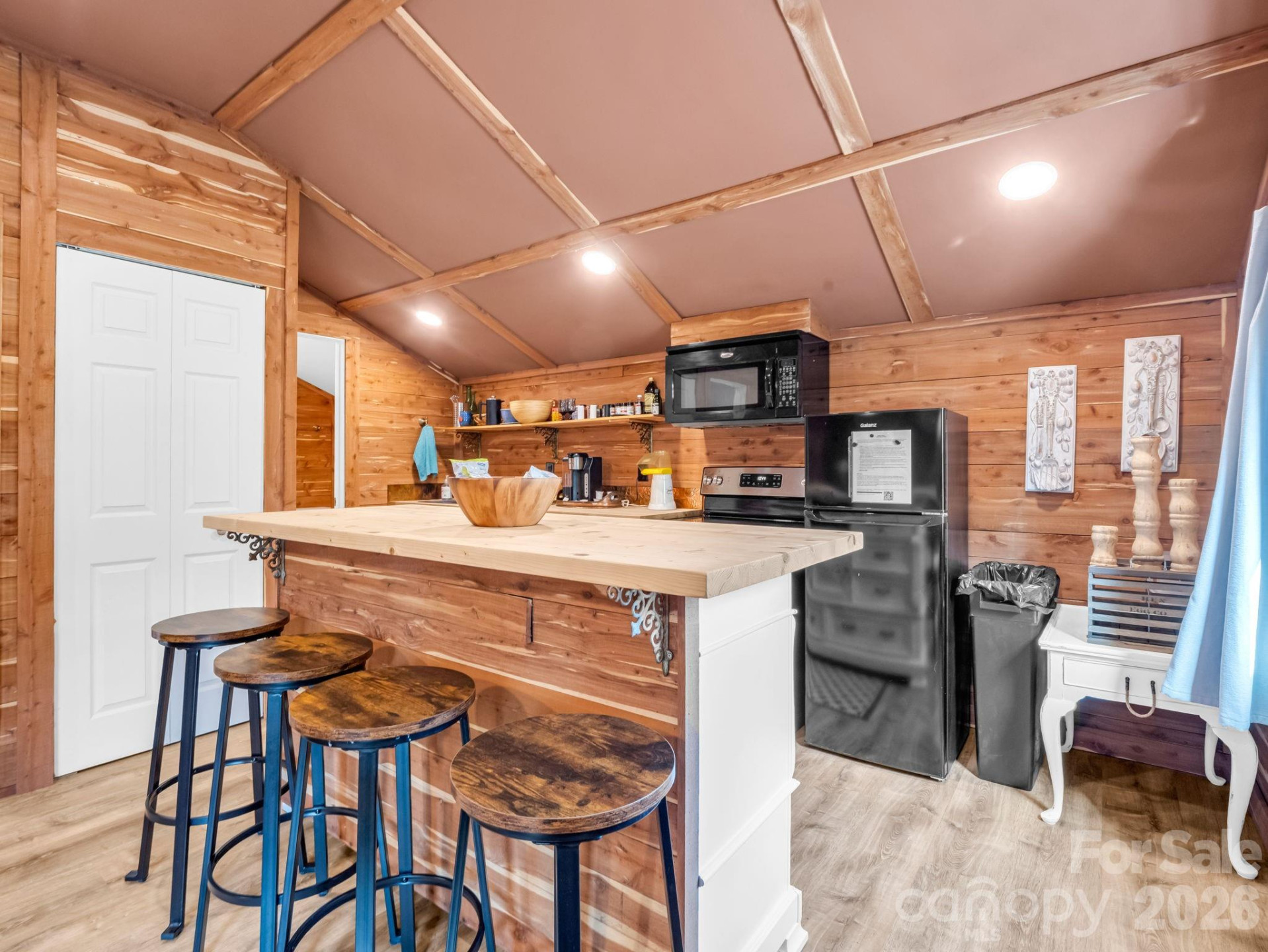 990 Romey Campbell Road - Photo 37