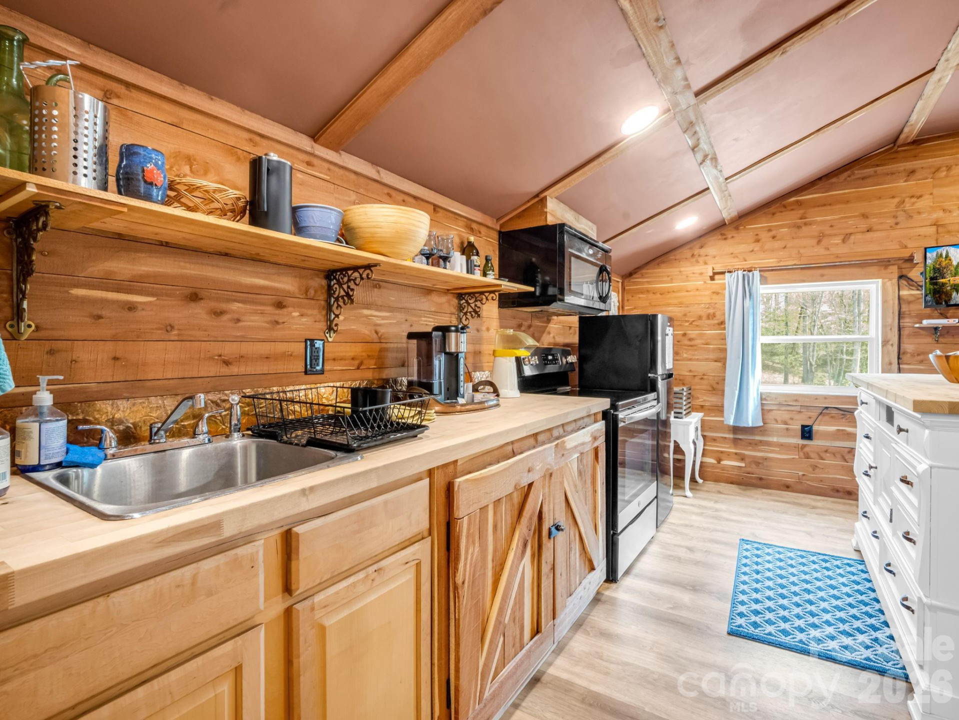 990 Romey Campbell Road - Photo 38