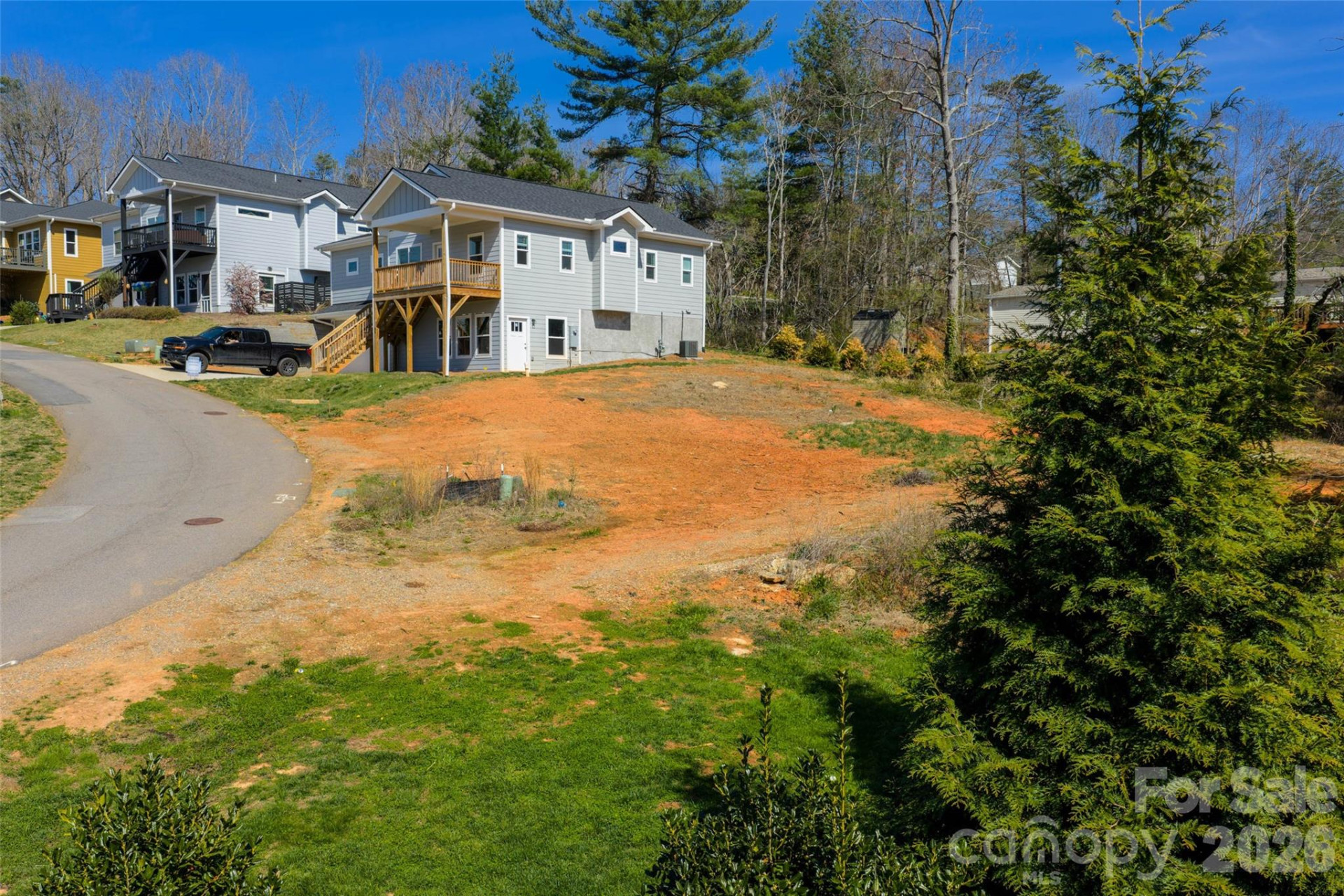 61 & 63 Greenwood Fields Drive - Photo 13