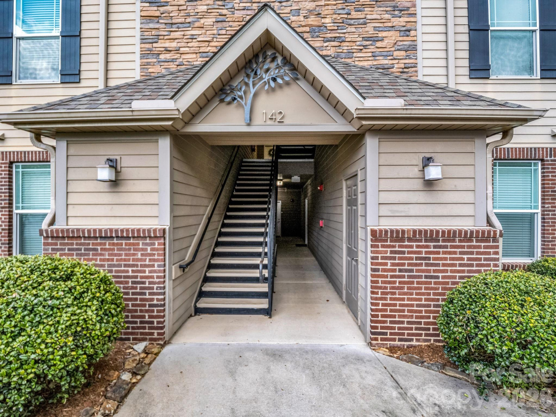 142 Brickton Village Circle #106 - Photo 2