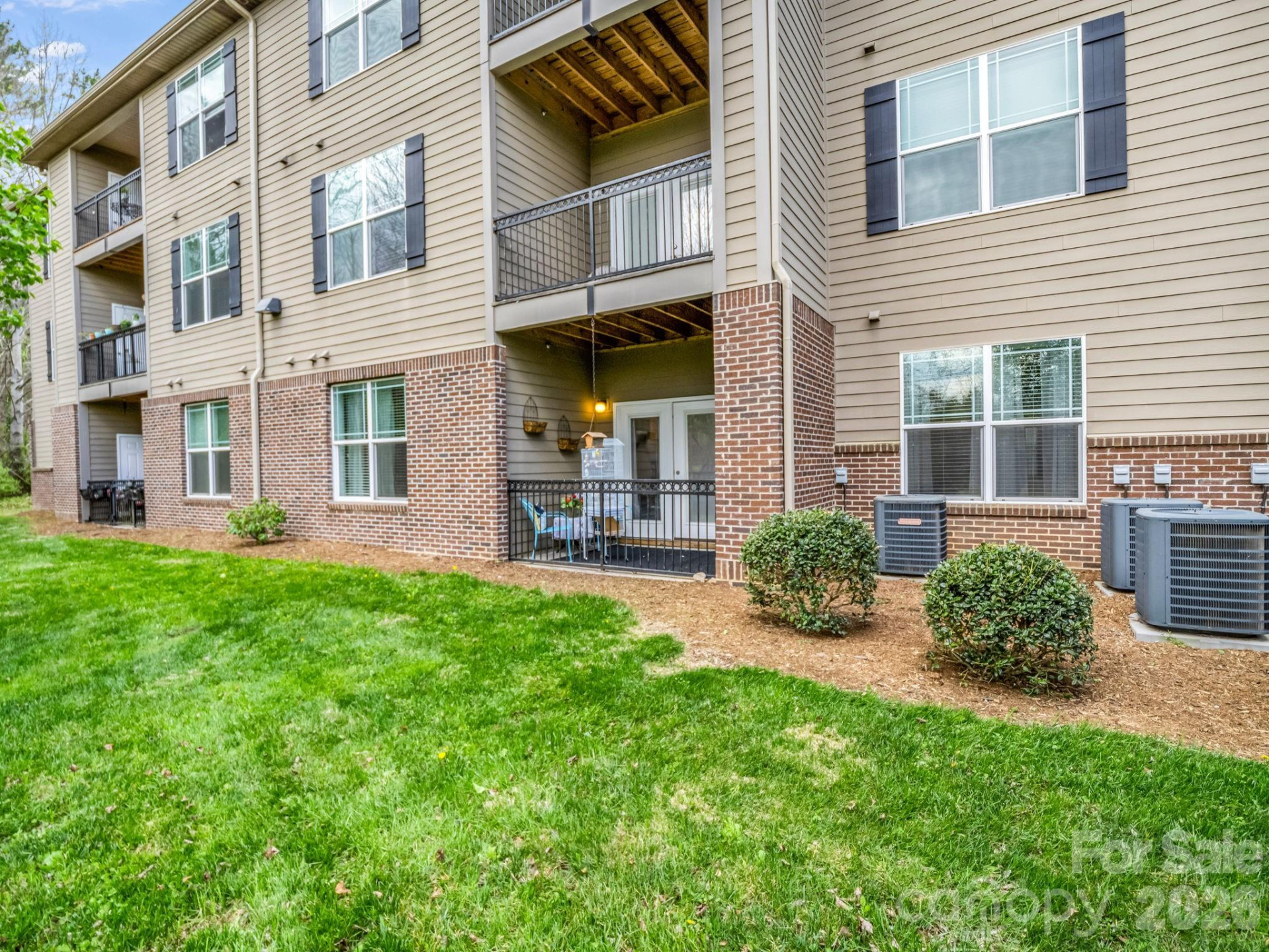 142 Brickton Village Circle #106 - Photo 5