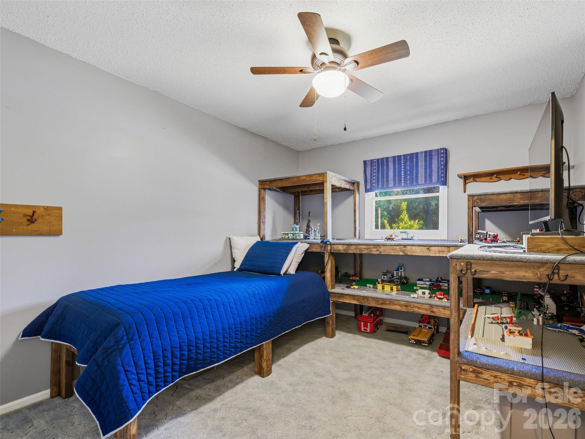 107 Edgewood Court - Photo 11