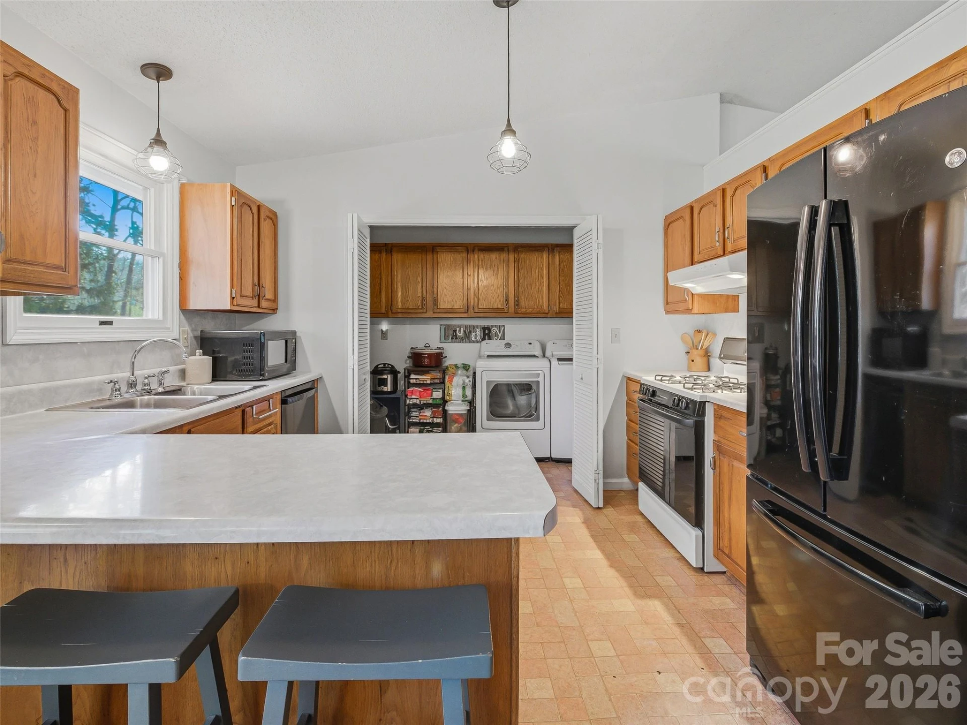 107 Edgewood Court - Photo 8