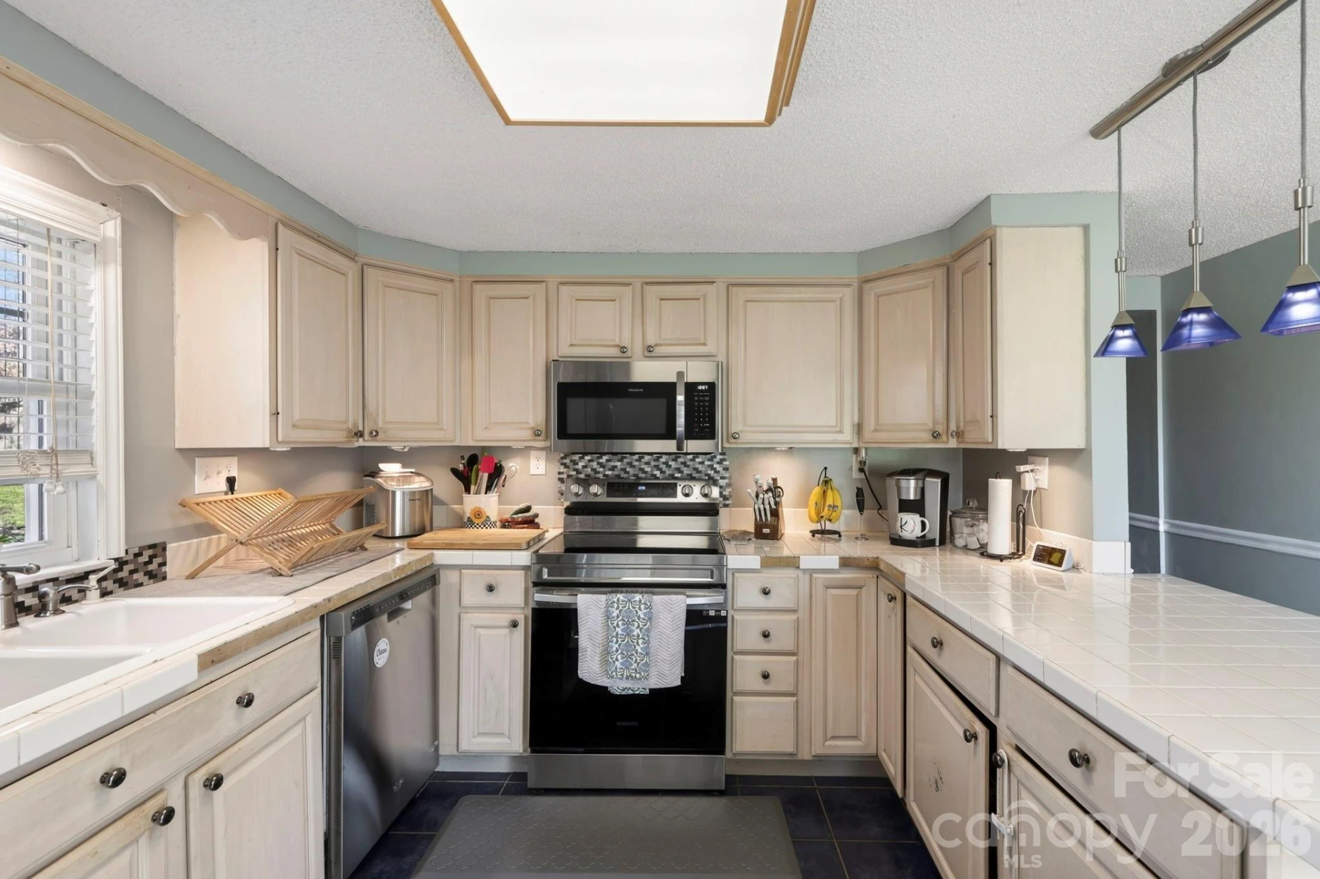 112 Gibbs Street - Photo 7