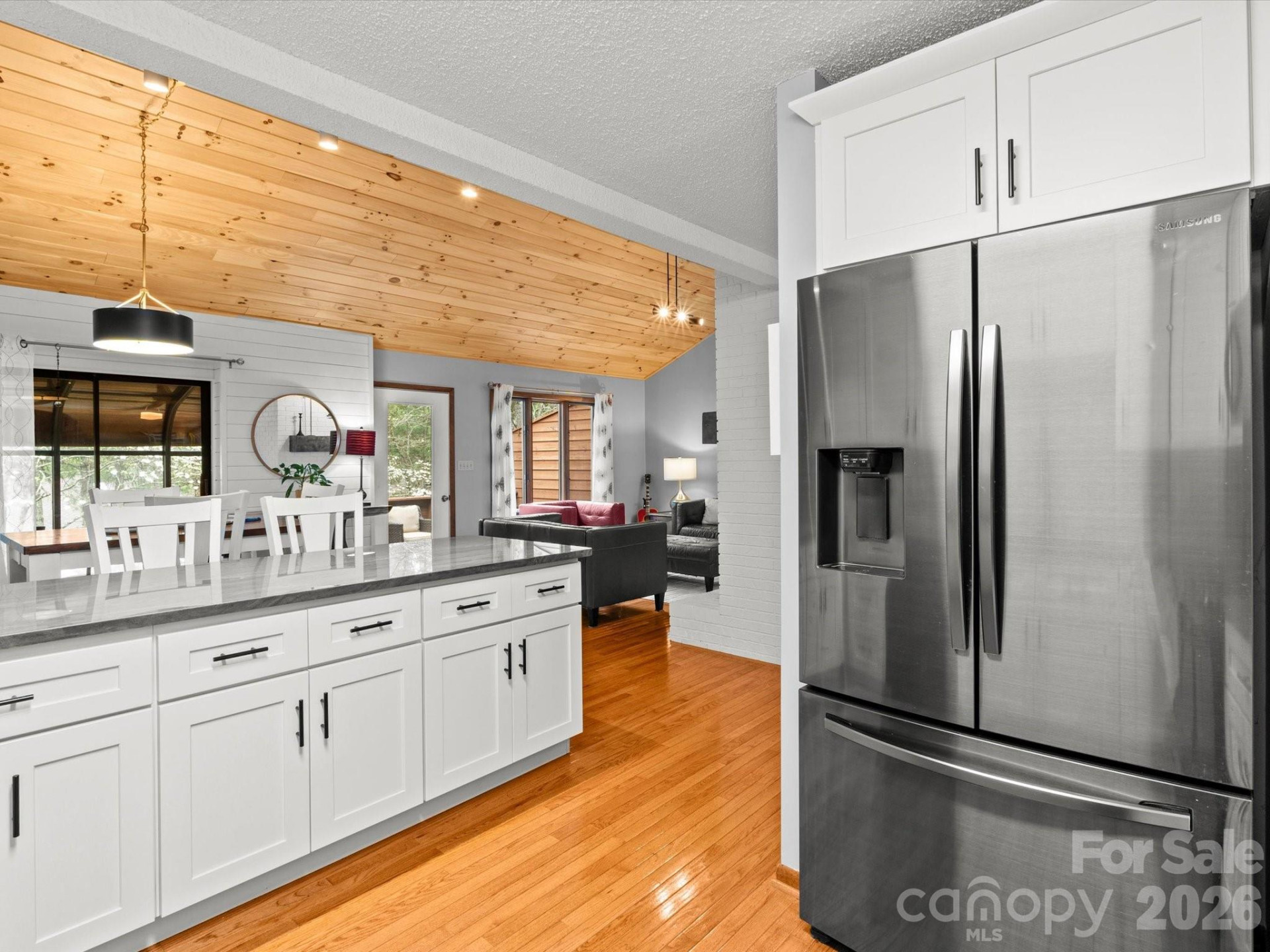 504 Woodfield Drive - Photo 20