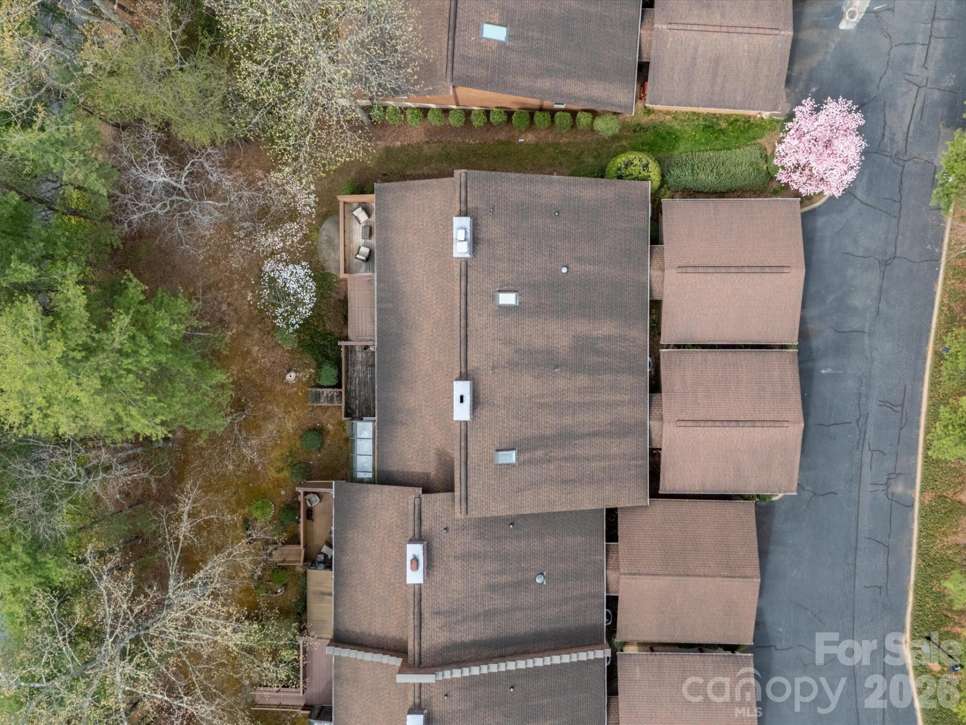 504 Woodfield Drive - Photo 48