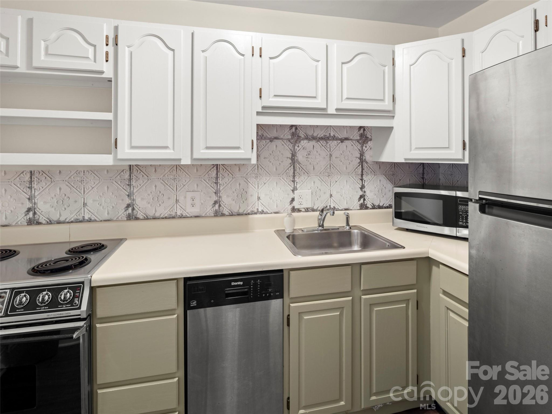 647 Town Mountain Road #612 - Photo 10