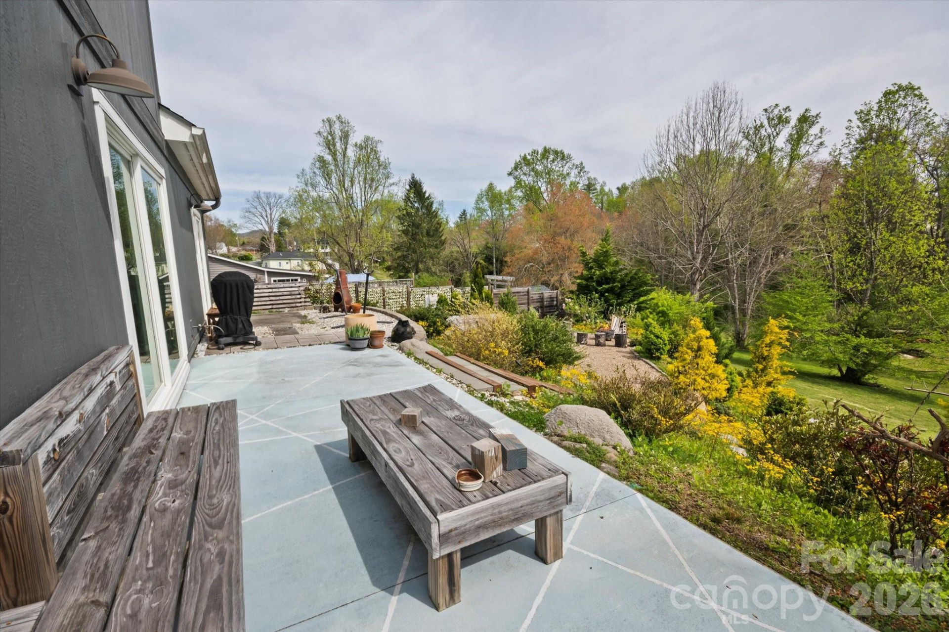 239 Ashworth Avenue - Photo 21