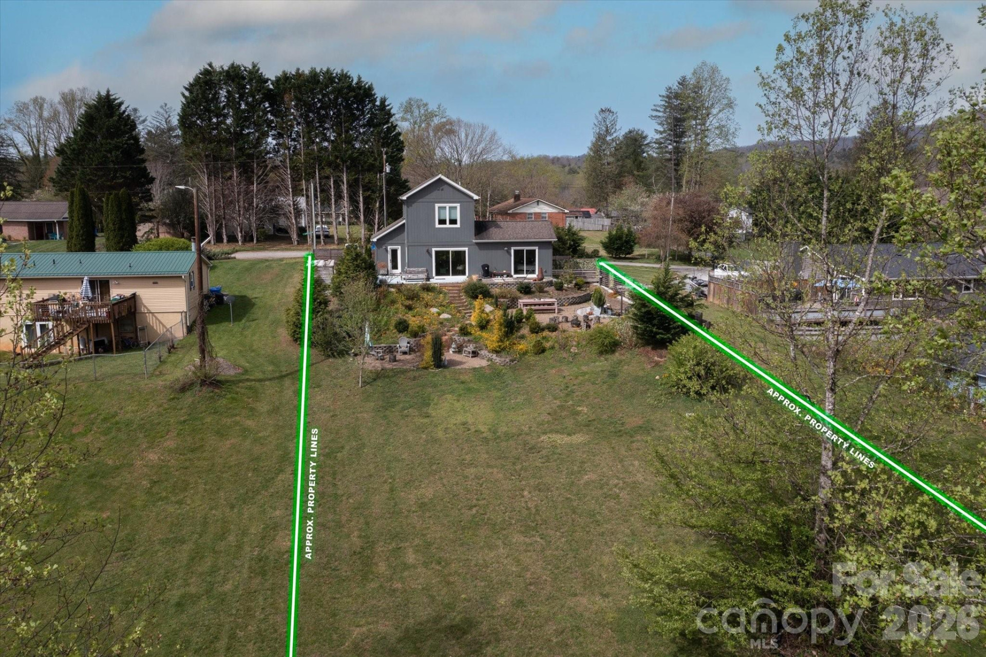 239 Ashworth Avenue - Photo 33