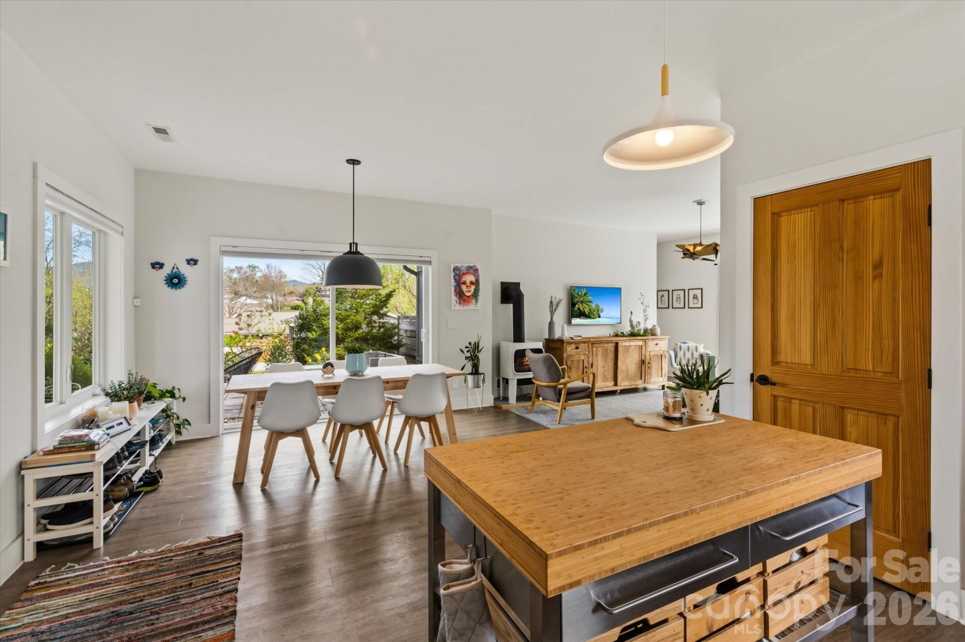 239 Ashworth Avenue - Photo 7