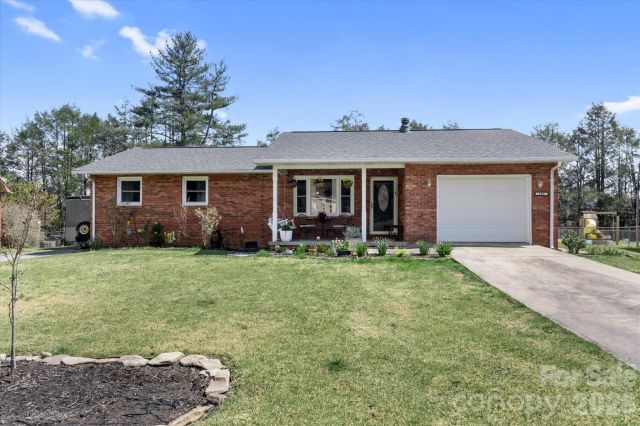 180 Fisher Road, Brevard, NC, 28712