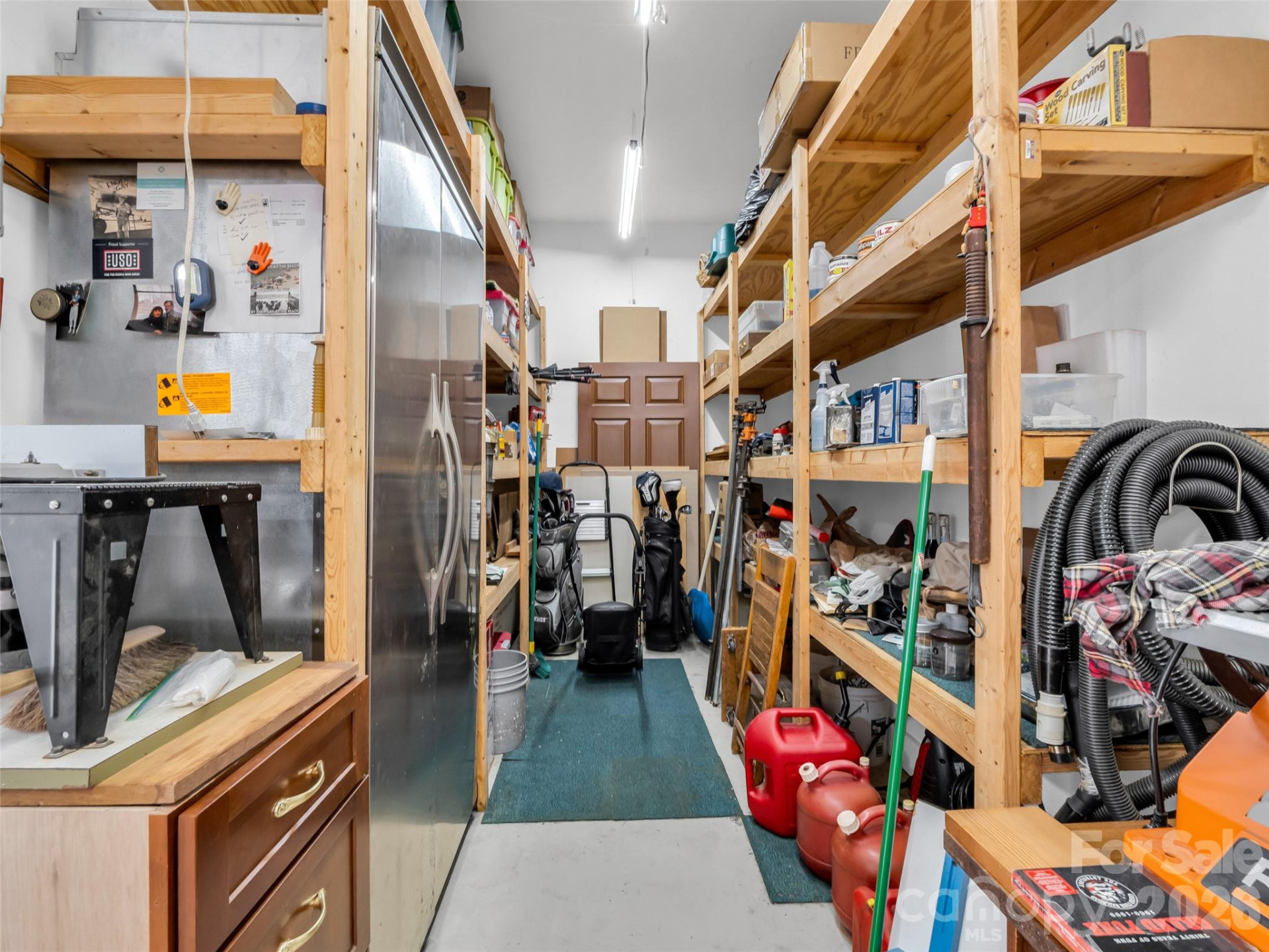 720 Overlook Drive - Photo 35