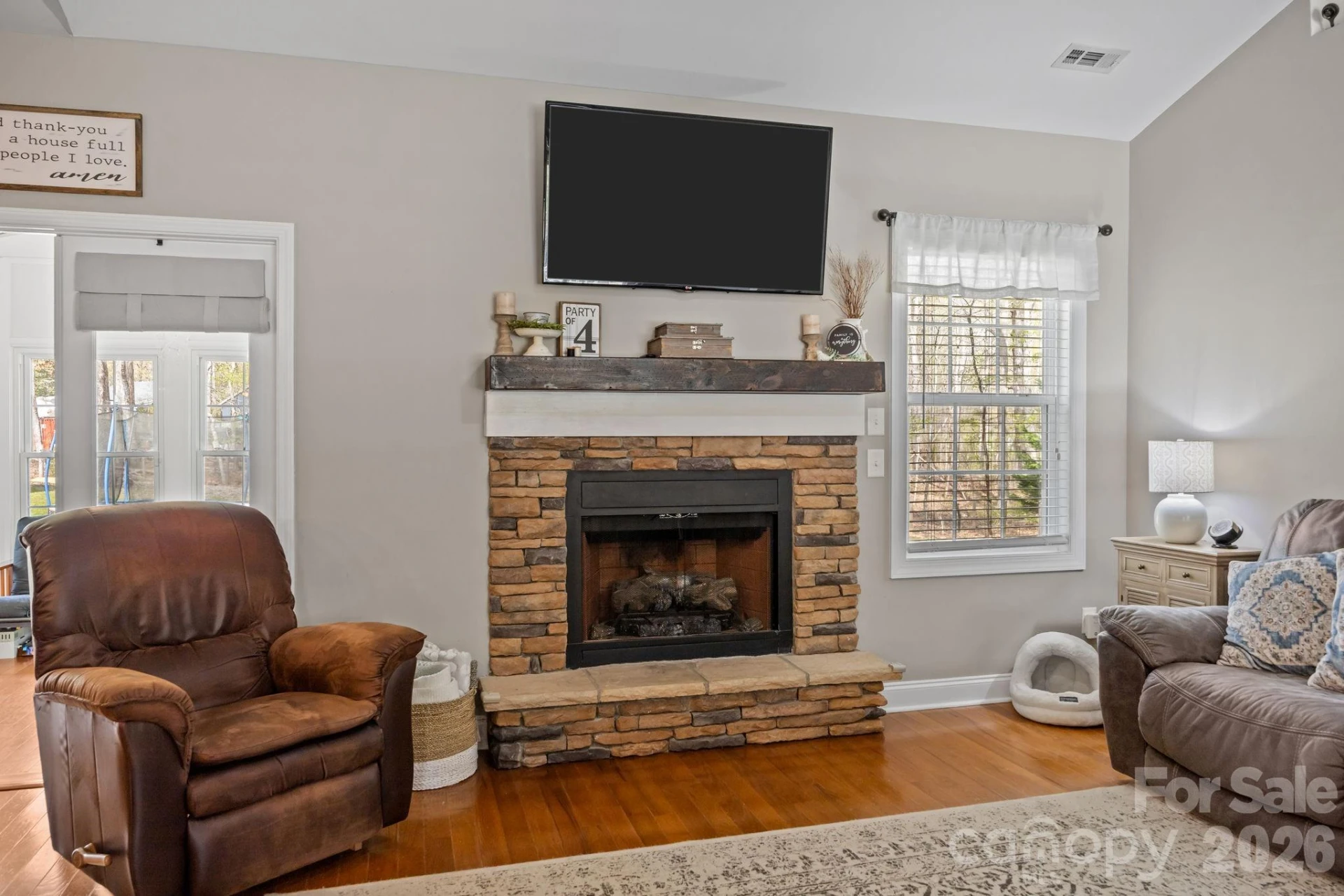 1667 Warwick Court - Photo 12