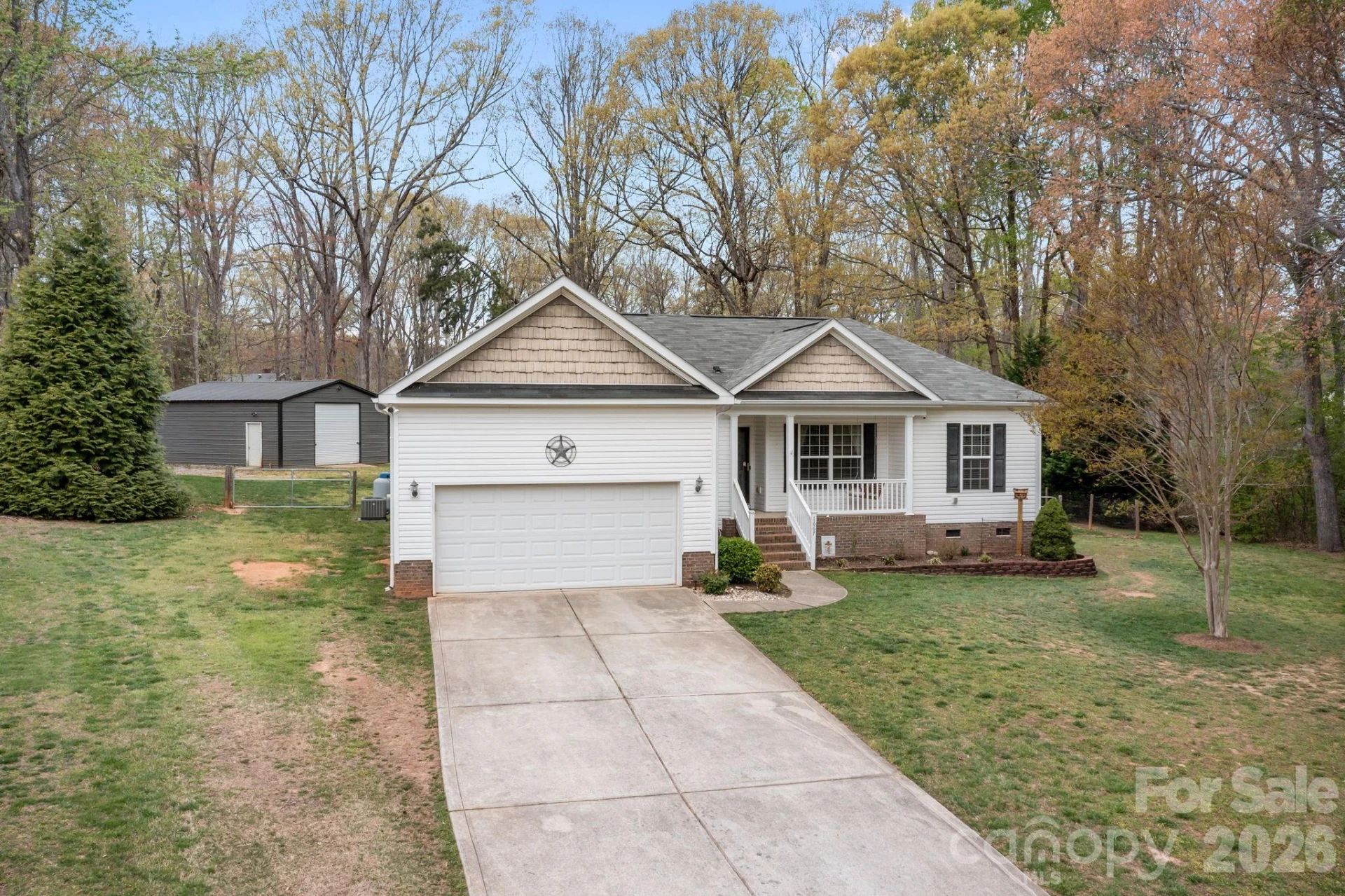 1667 Warwick Court - Photo 4
