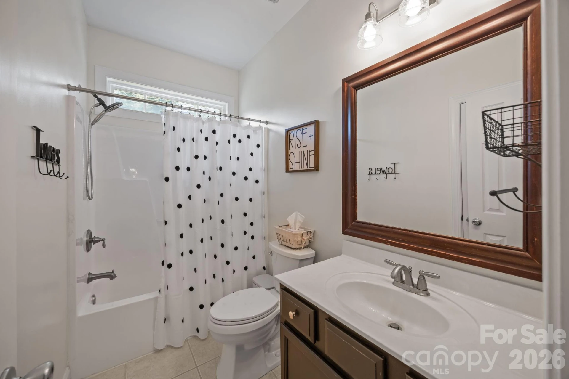 1667 Warwick Court - Photo 35