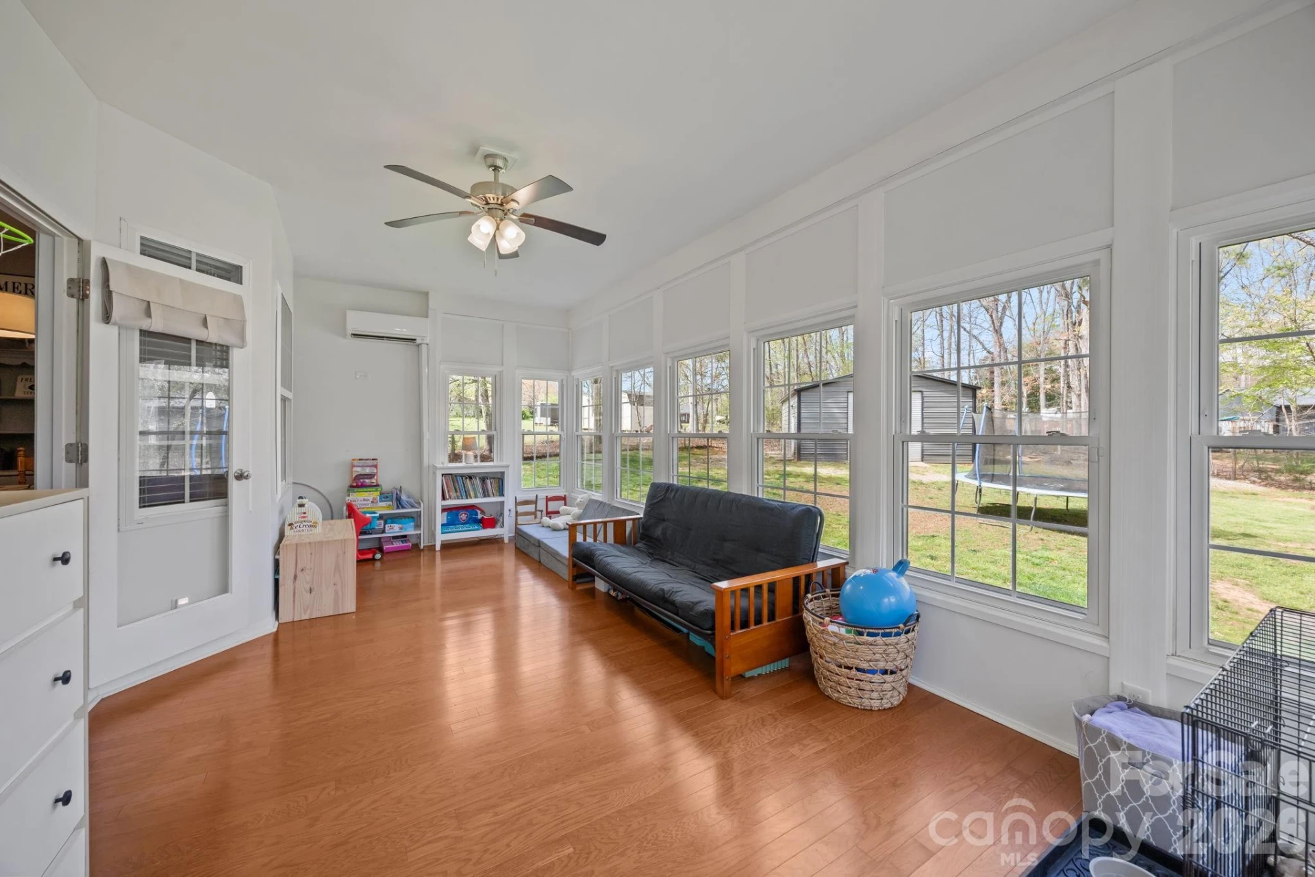 1667 Warwick Court - Photo 37