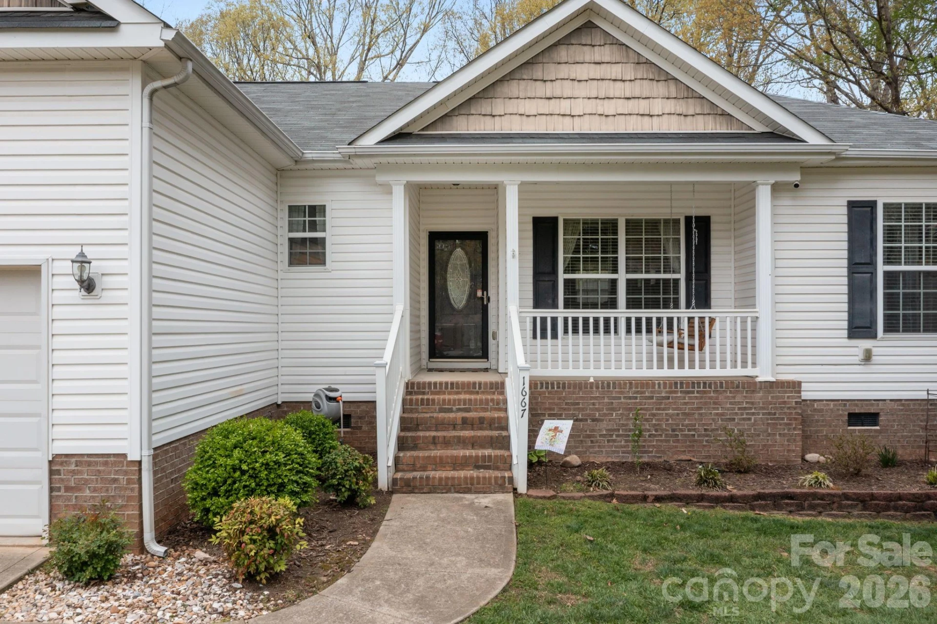 1667 Warwick Court - Photo 5