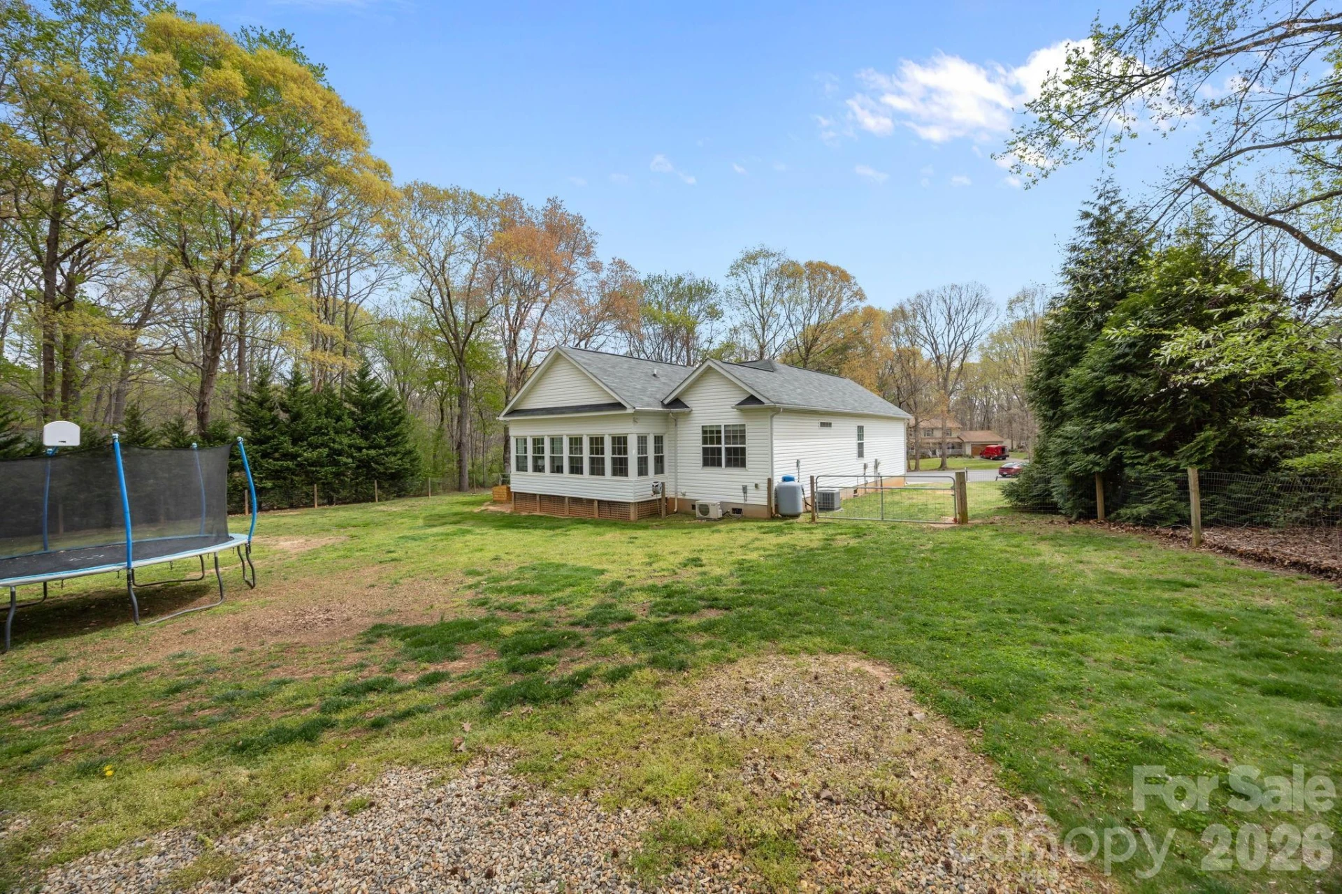 1667 Warwick Court - Photo 41