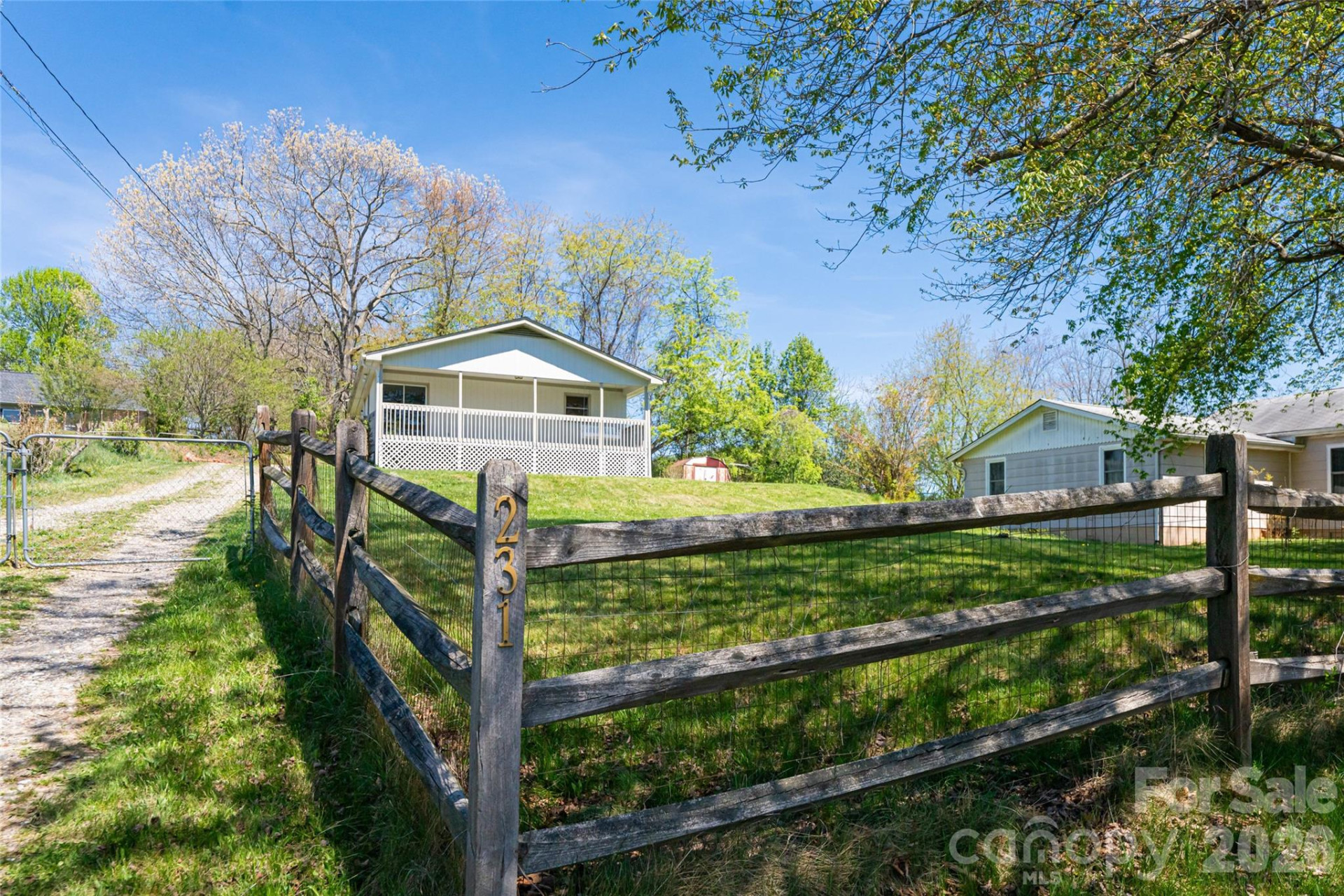 231 View Street - Photo 45